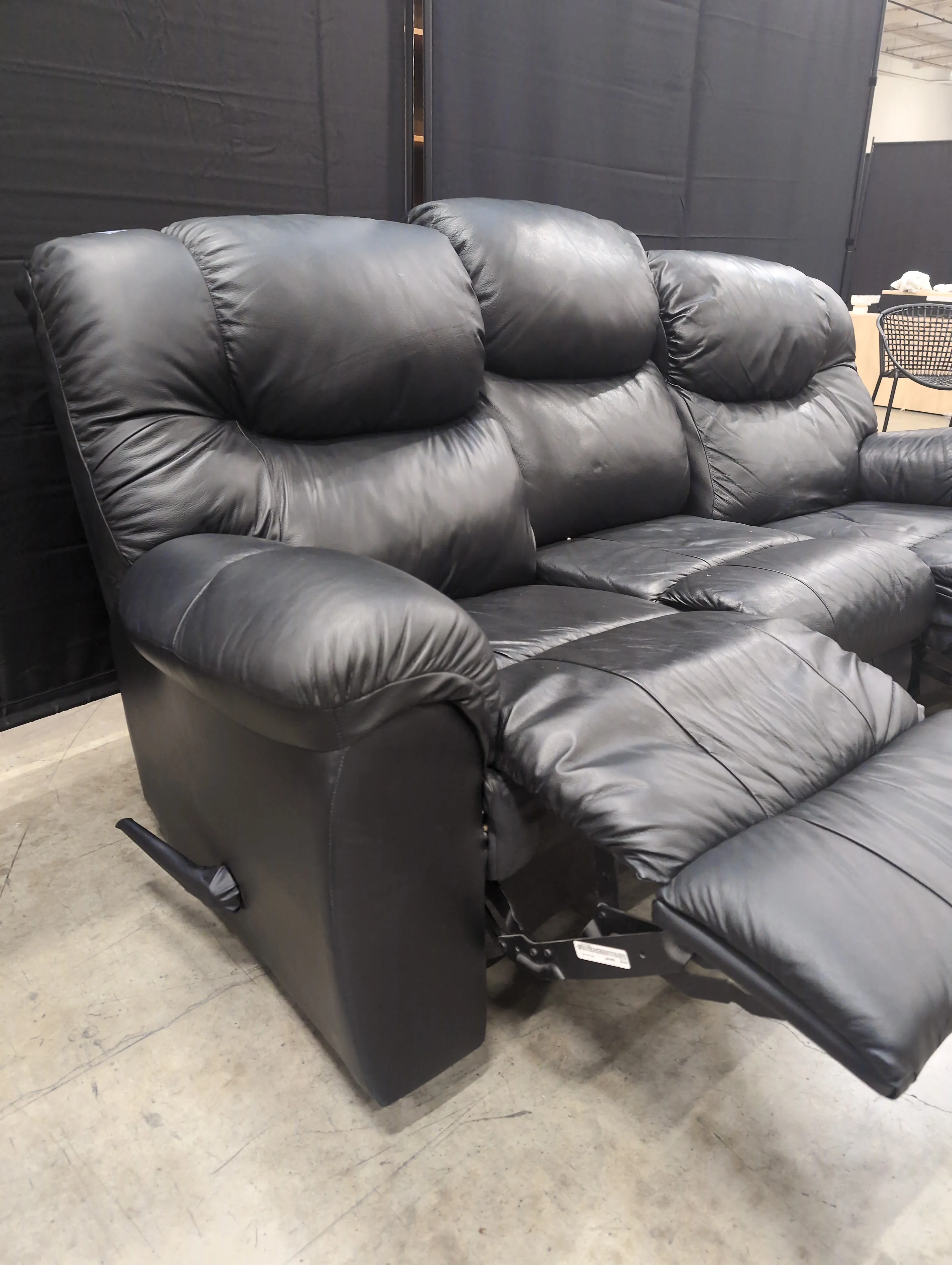 Plush Black Faux Leather Reclining Sofa - Image 4