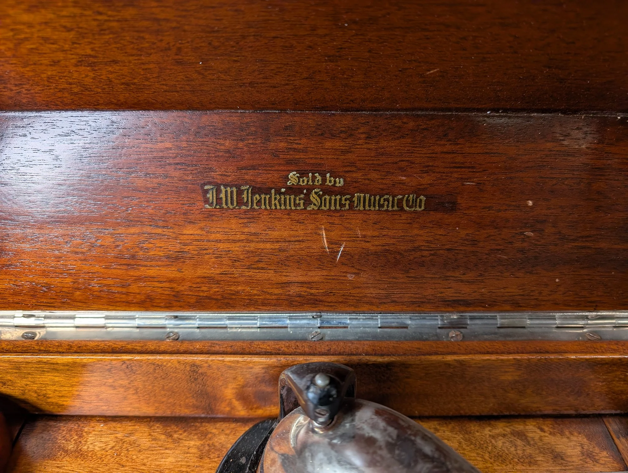 Vintage Victor VV-XI Victrola Phonograph Wood Cabinet - Image 5