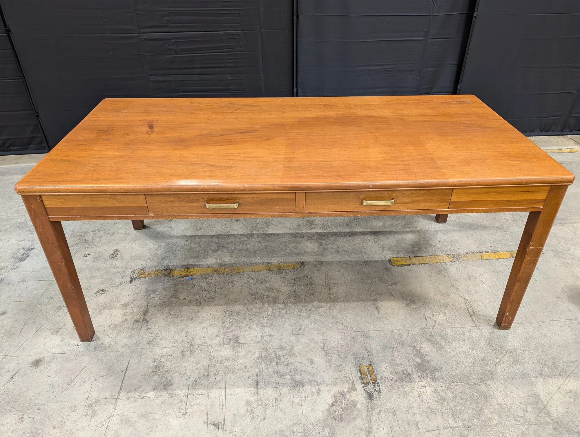 Mid-Century Style Wooden Desk with Two Drawers - Image 2