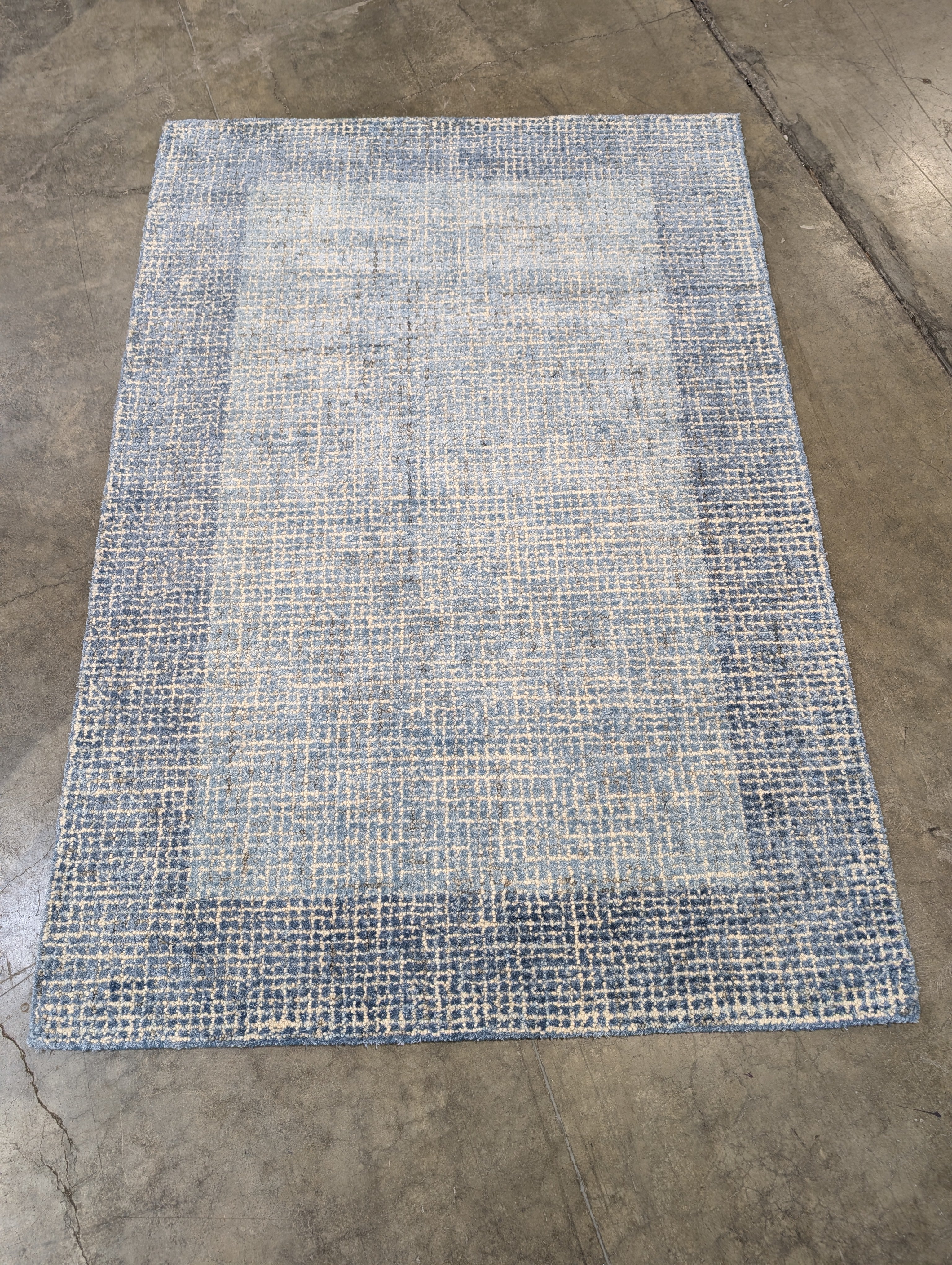 Hotel Collection "Frame" Lapis Blue Wool/Viscose Rug - 3'1" x 5'1" - Image 5