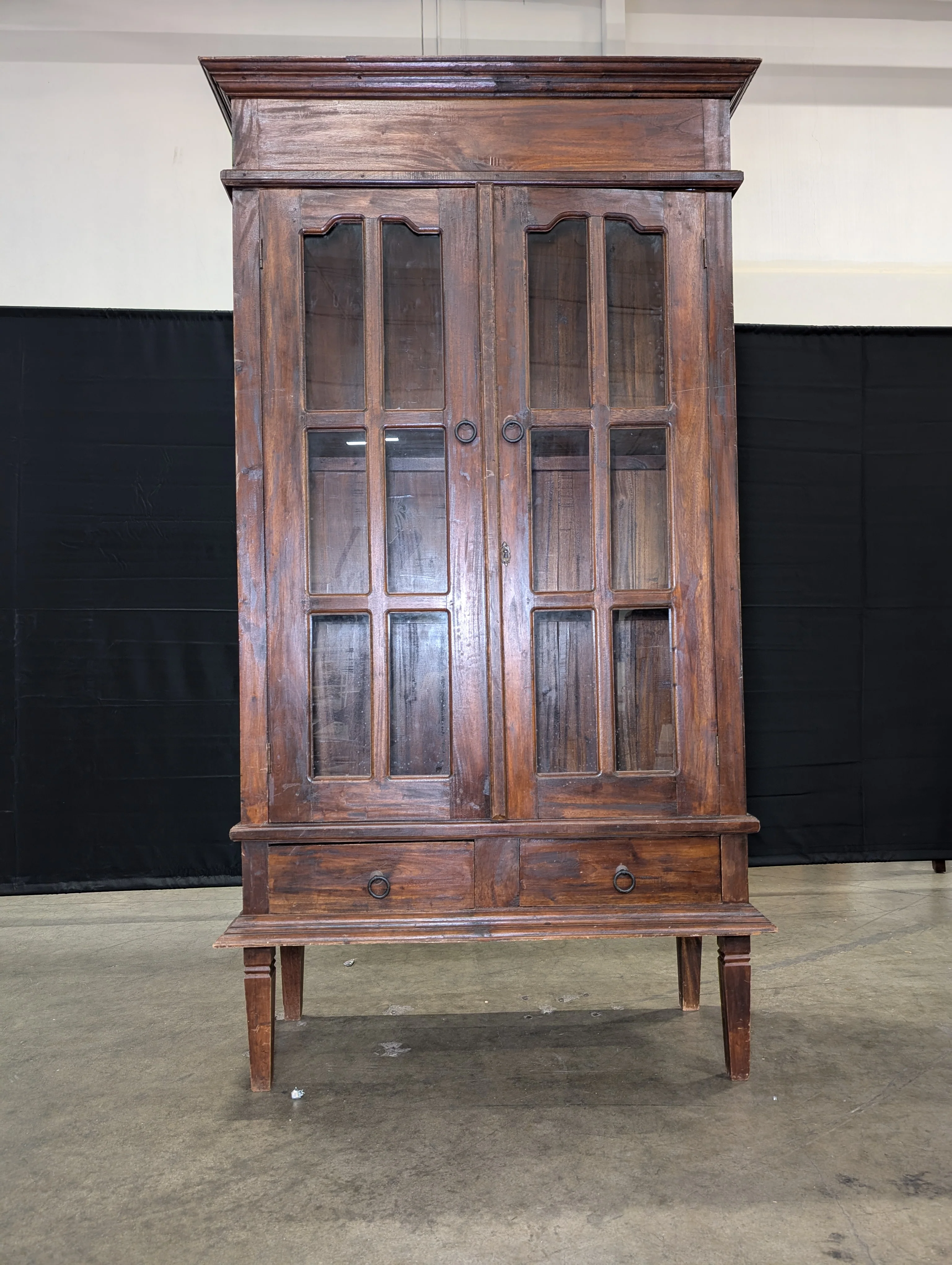 Traditional Dark Wood NOVA Furniture