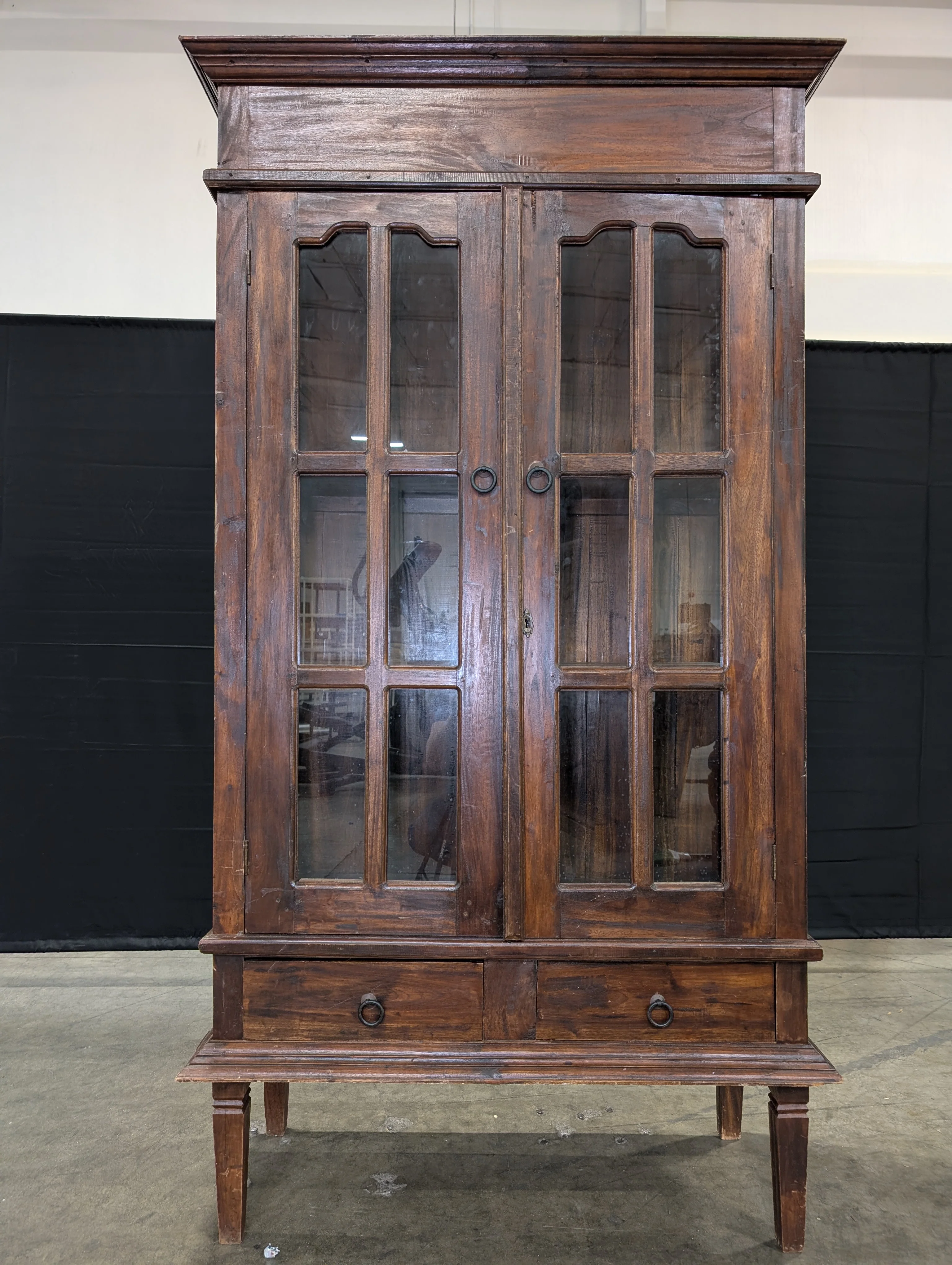 Traditional Dark Wood NOVA Furniture - Image 3