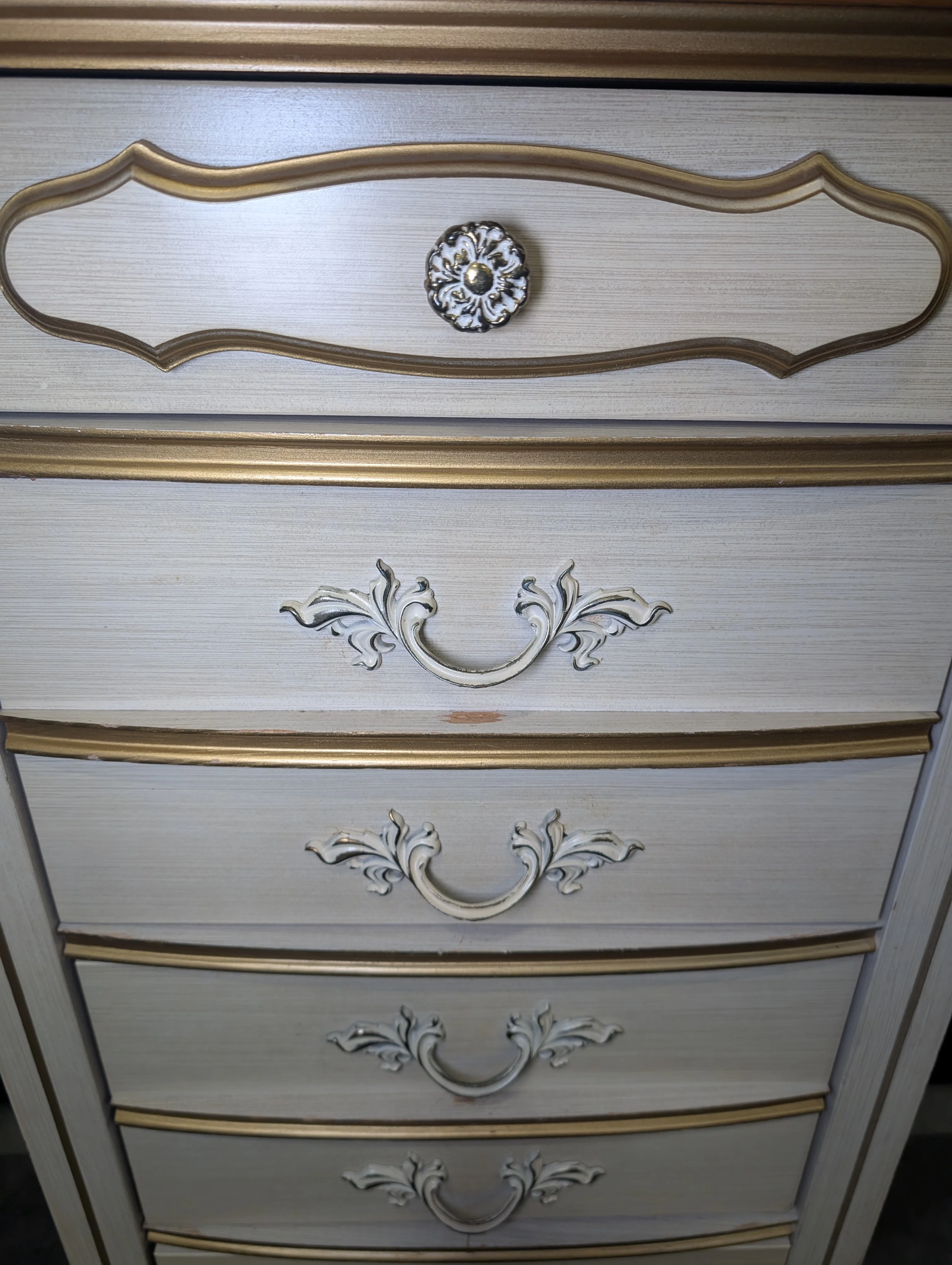 Vintage French Provincial Tall Chest of Drawers, Cream and Gilt Accents - Image 12