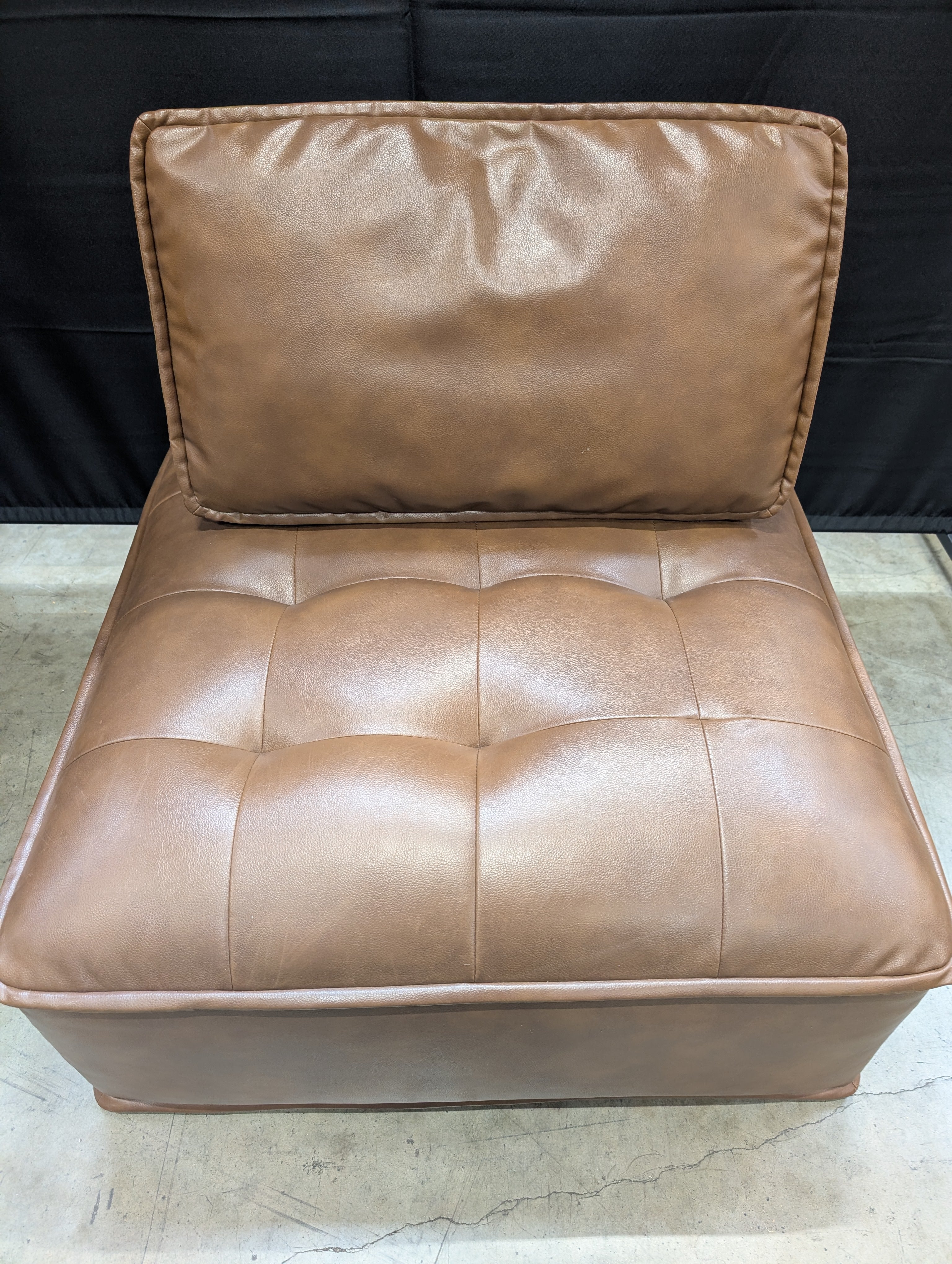 Modern Lounge Chairs Single Sofa Chair, Leather Upholstered Backrest and Seat Cushion