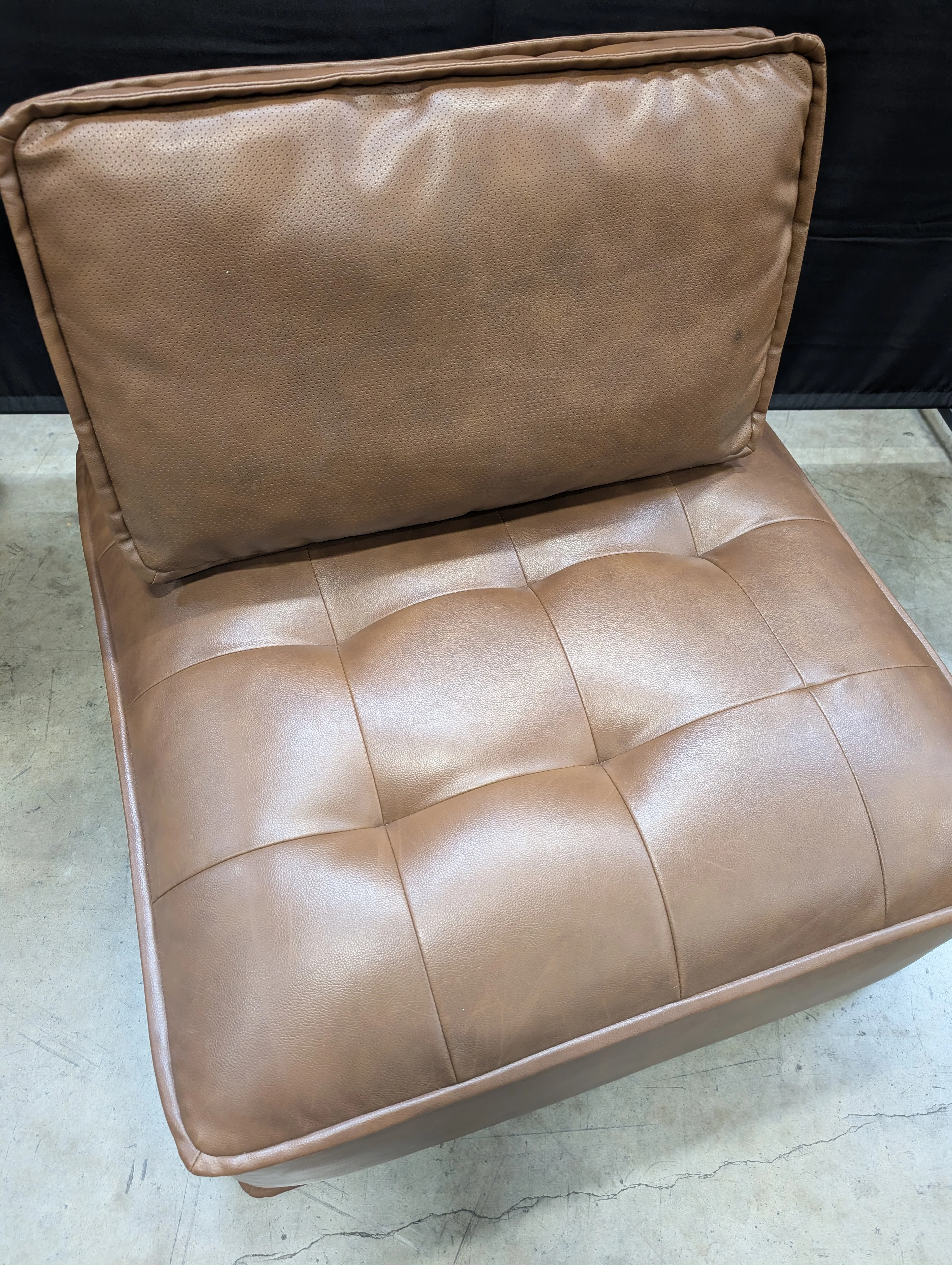 Modern Lounge Chairs Single Sofa Chair, Leather Upholstered Backrest and Seat Cushion - Image 4