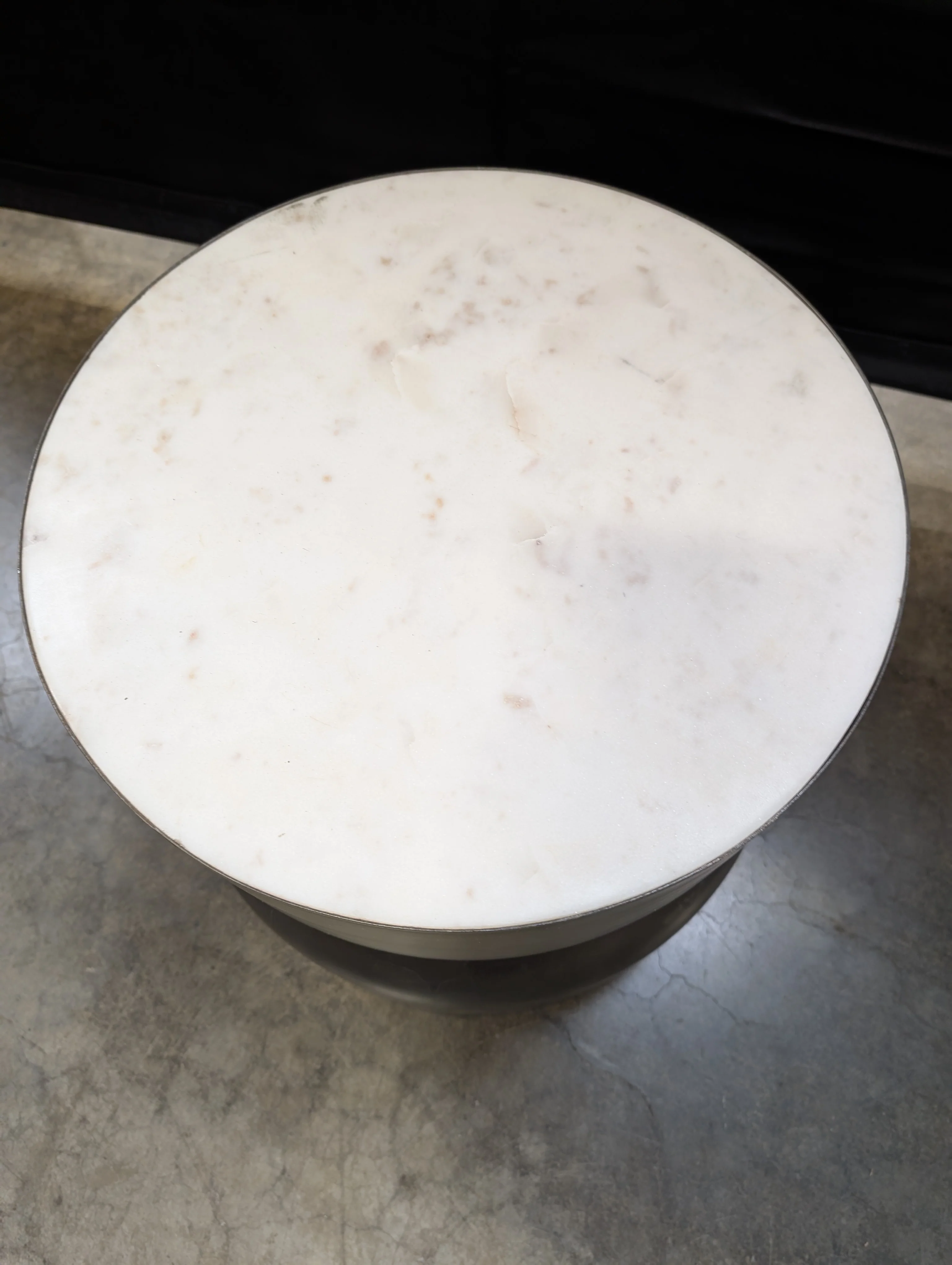 Modern Two-Tone Marble Side Table - Image 3