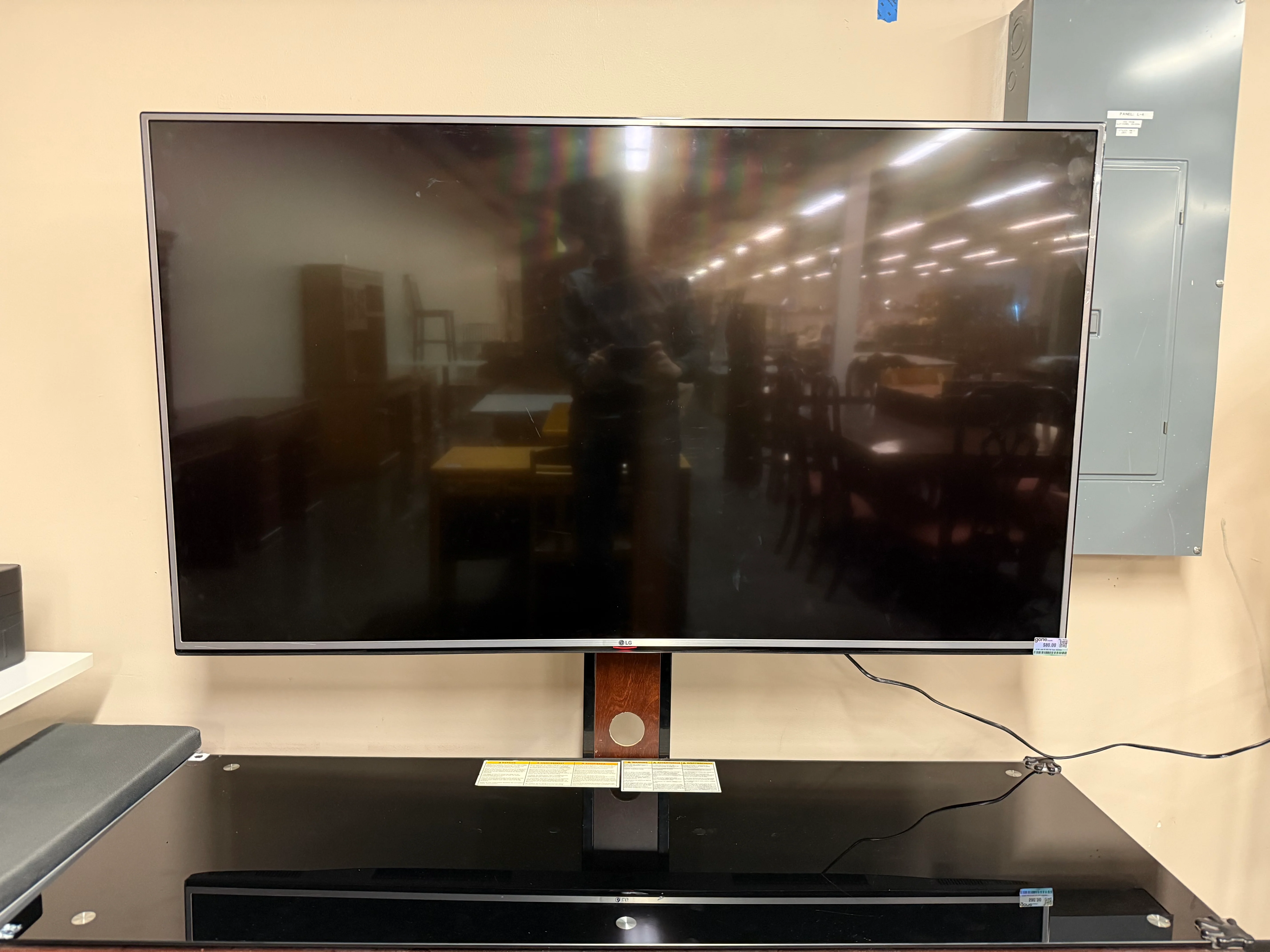 LG 4K UHD Smart LED TV - 65" - Image 6