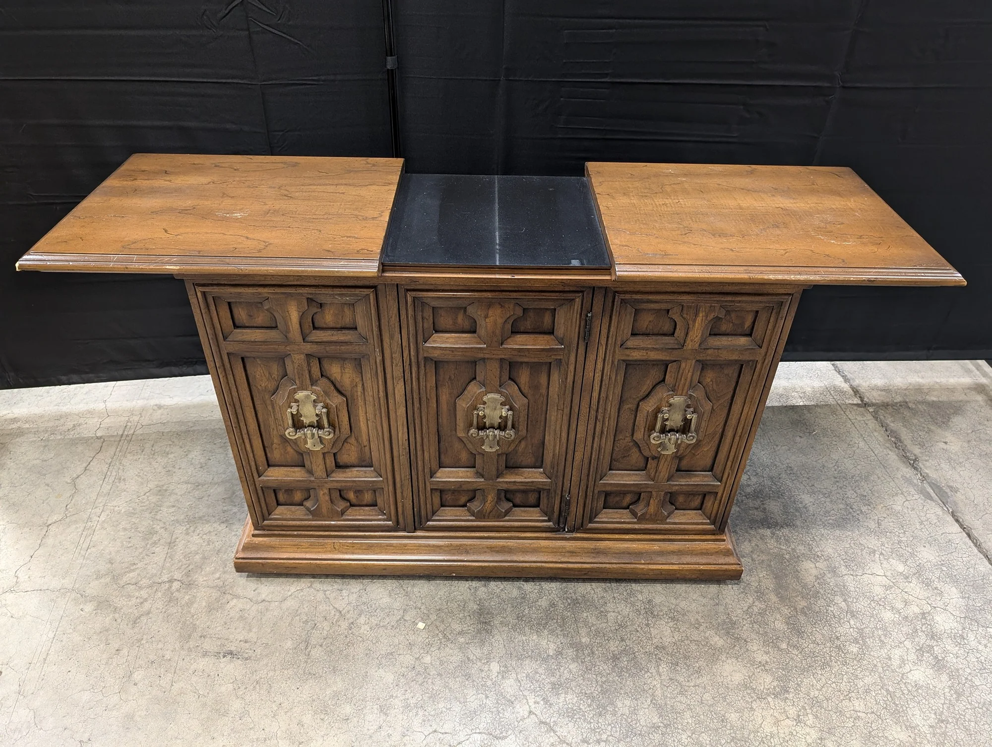 Drexel Heritage Mid-Century Wood Bar Cabinet Server with Drop-Leaf Top - Image 2