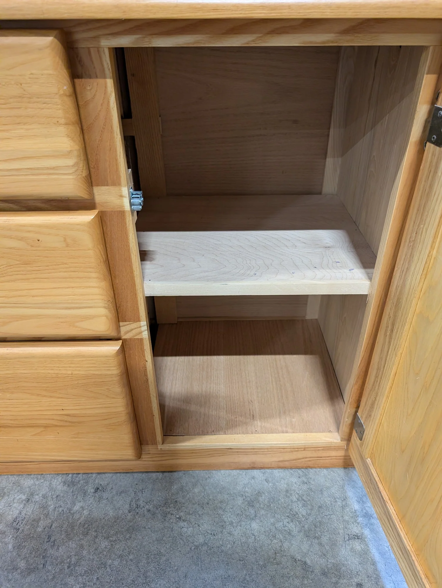 Natural Wood Display Hutch with Glass Doors and Storage Buffet - Image 4