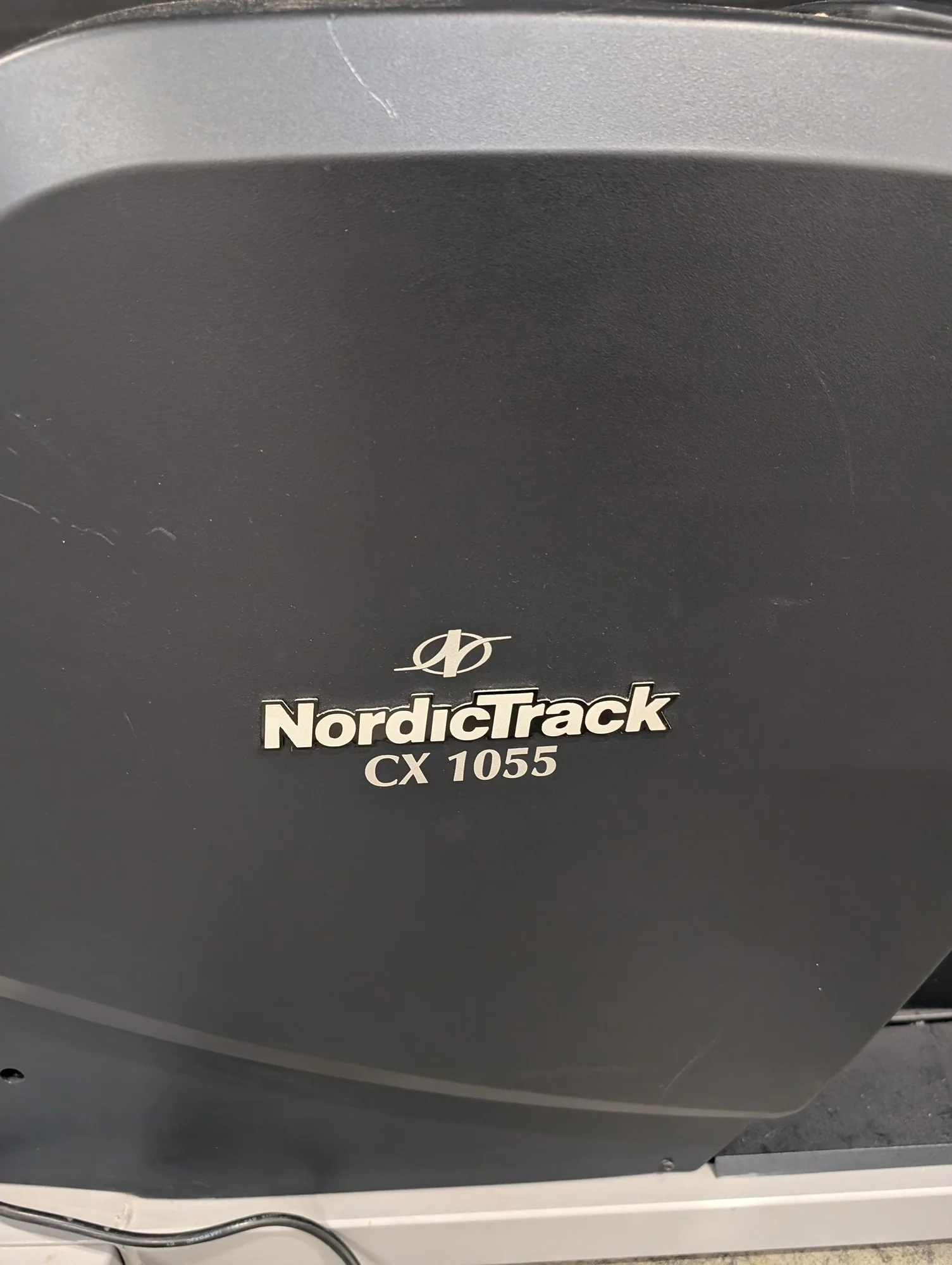 NordicTrack CX 1055 Power Ramp Elliptical Trainer - Image 4