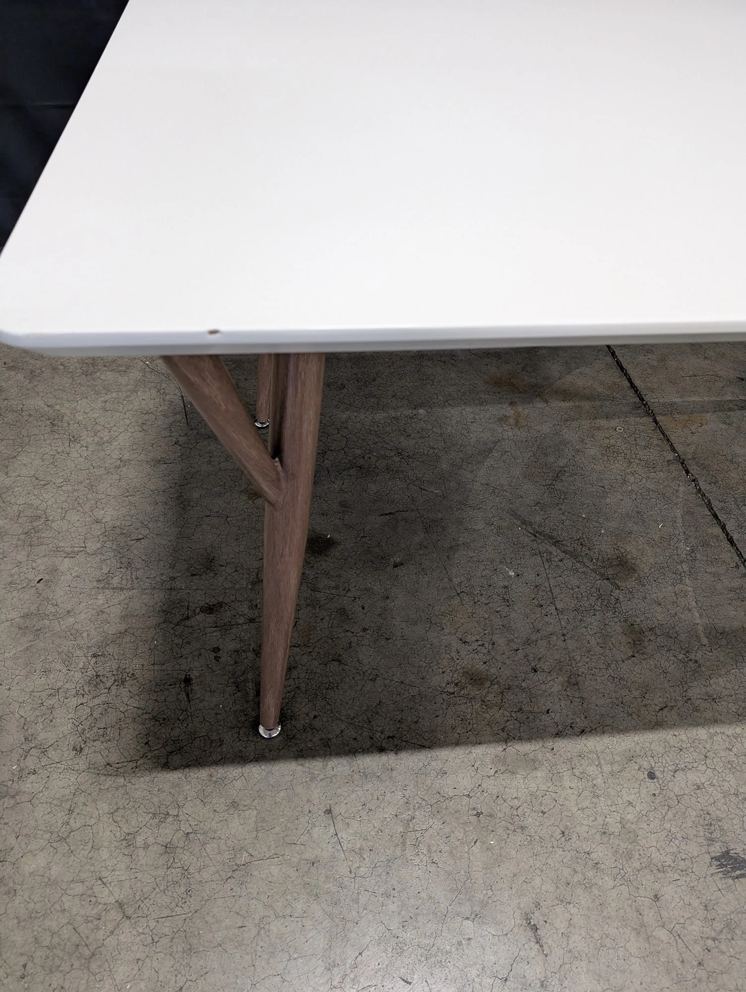 Modern RectangularTable with White Top and Tapered Wood Legs - Image 2