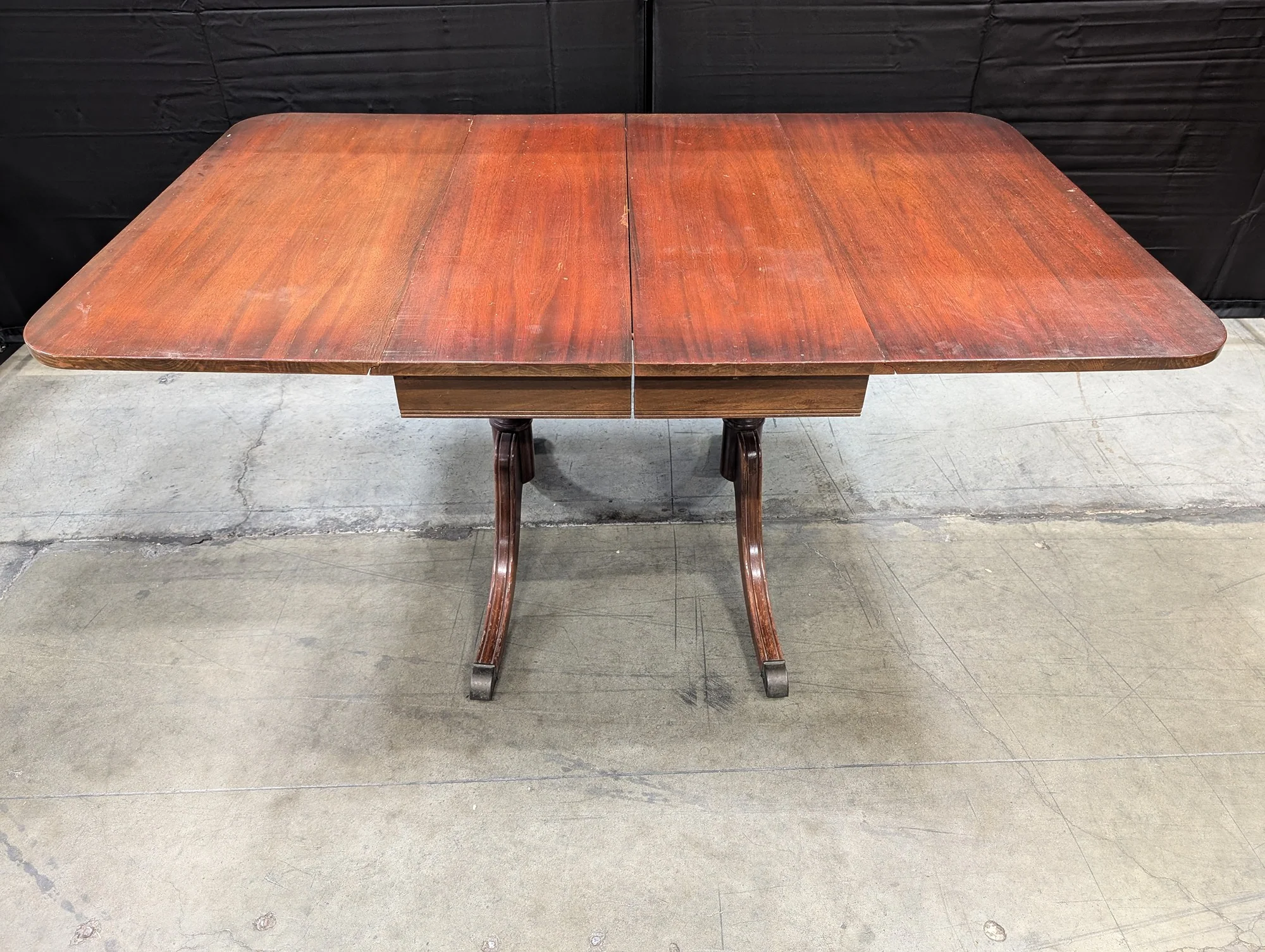 Traditional Hardwood Drop-Leaf Dining Table with Pedestal Base - Image 2