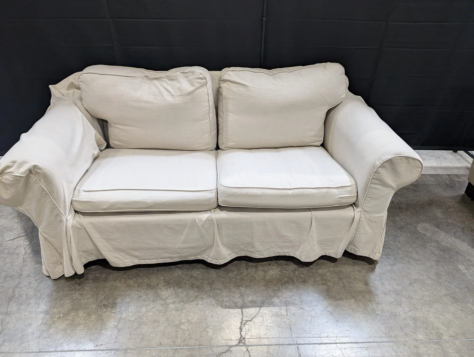 Cream Fabric Slipcovered Loveseat - Image 3