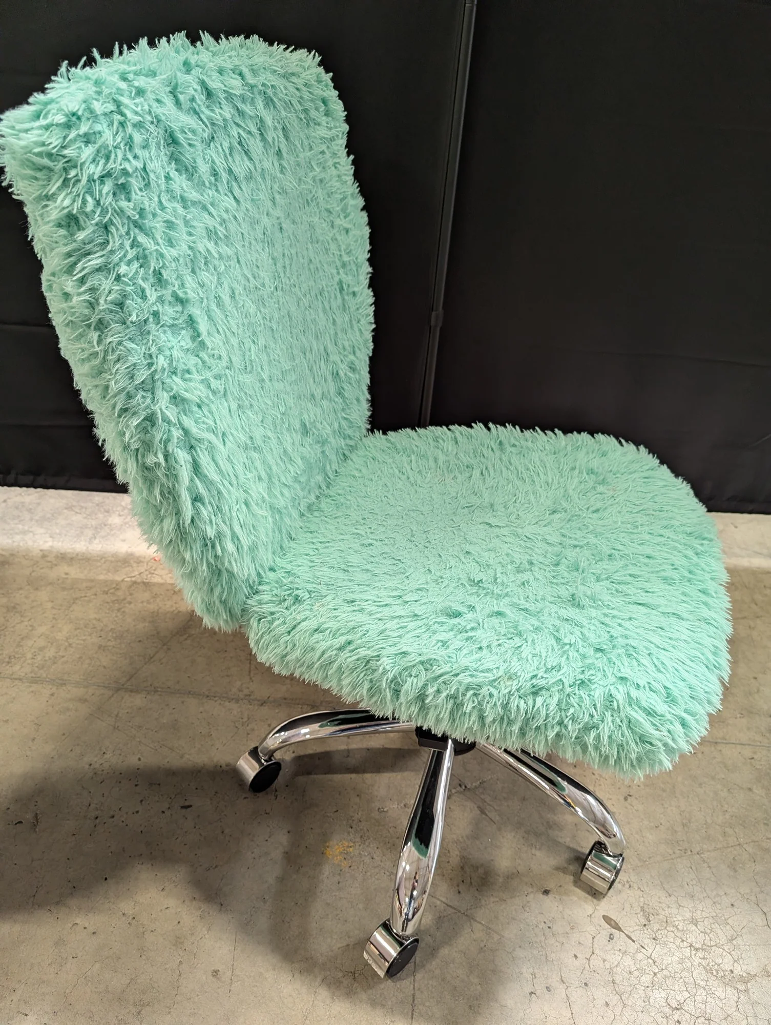 Aqua Faux Fur Swivel Desk Chair with Chrome Base - Image 4
