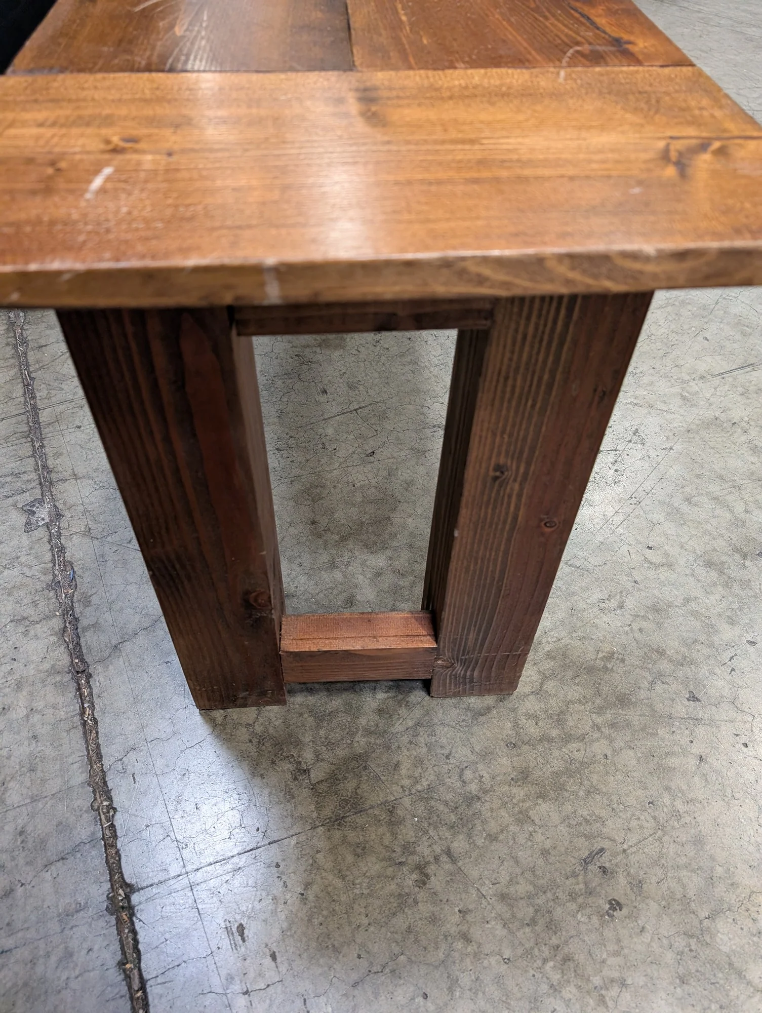 Rustic Farmhouse Style Wood Plank Bench - Image 3