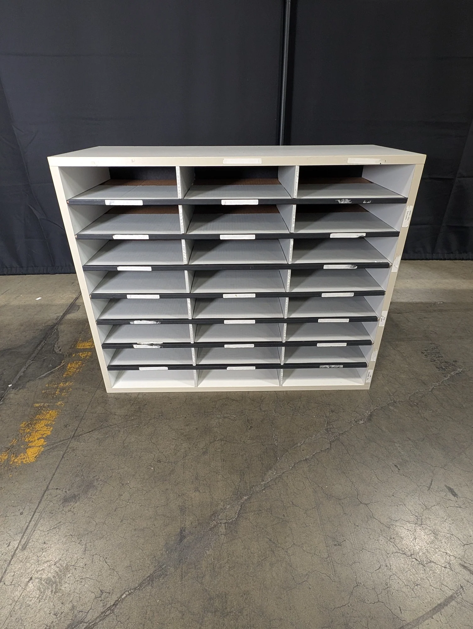 Versatile Multi-Compartment Office Storage Cubby Unit - Image 2