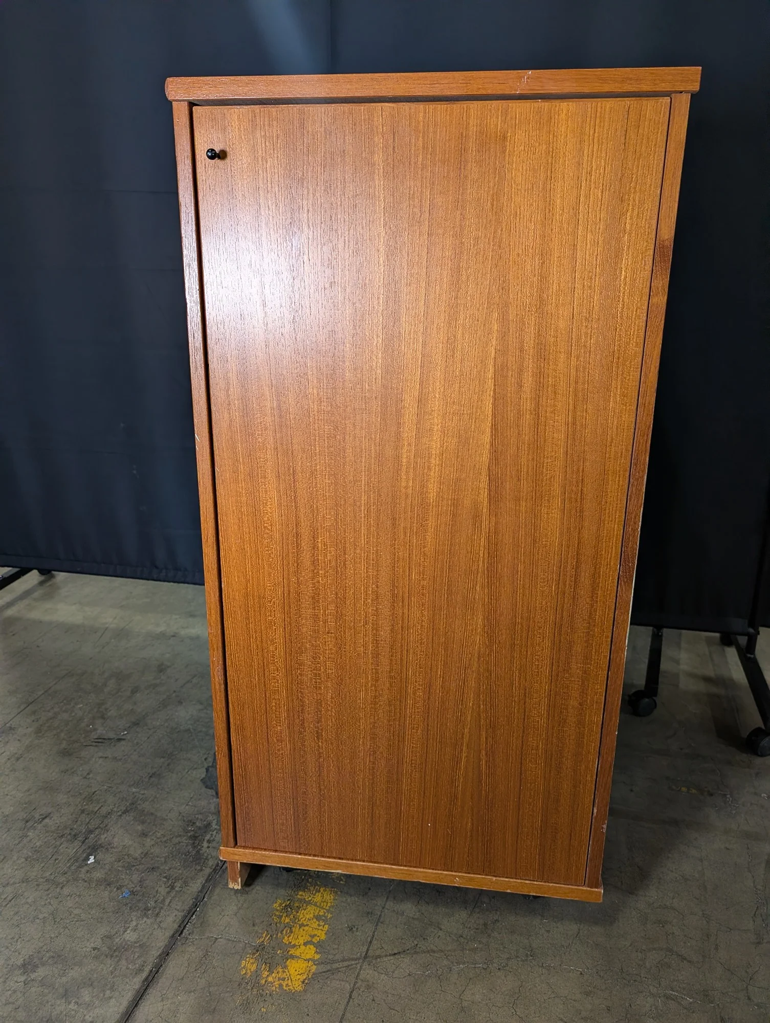 Mid-Century Style Wooden Storage Cabinet with Shelves and Drawer - Image 3