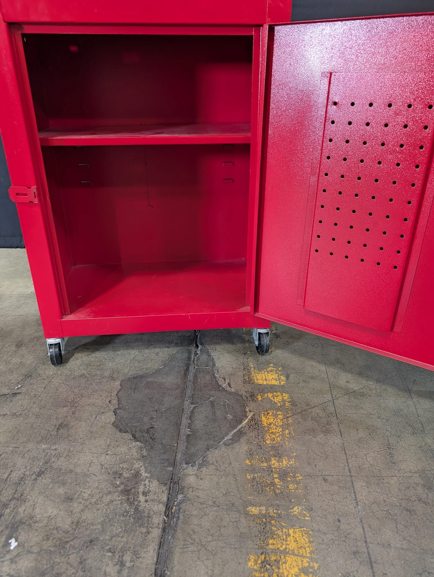 Industrial Red Rolling Utility Cabinet - Image 3