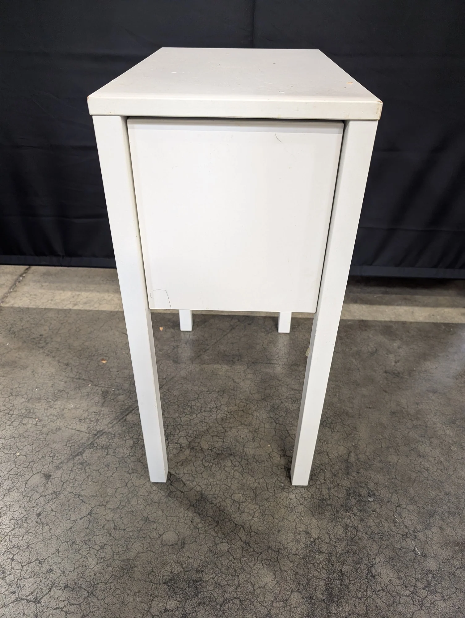 Versatile White Single Drawer Accent Table