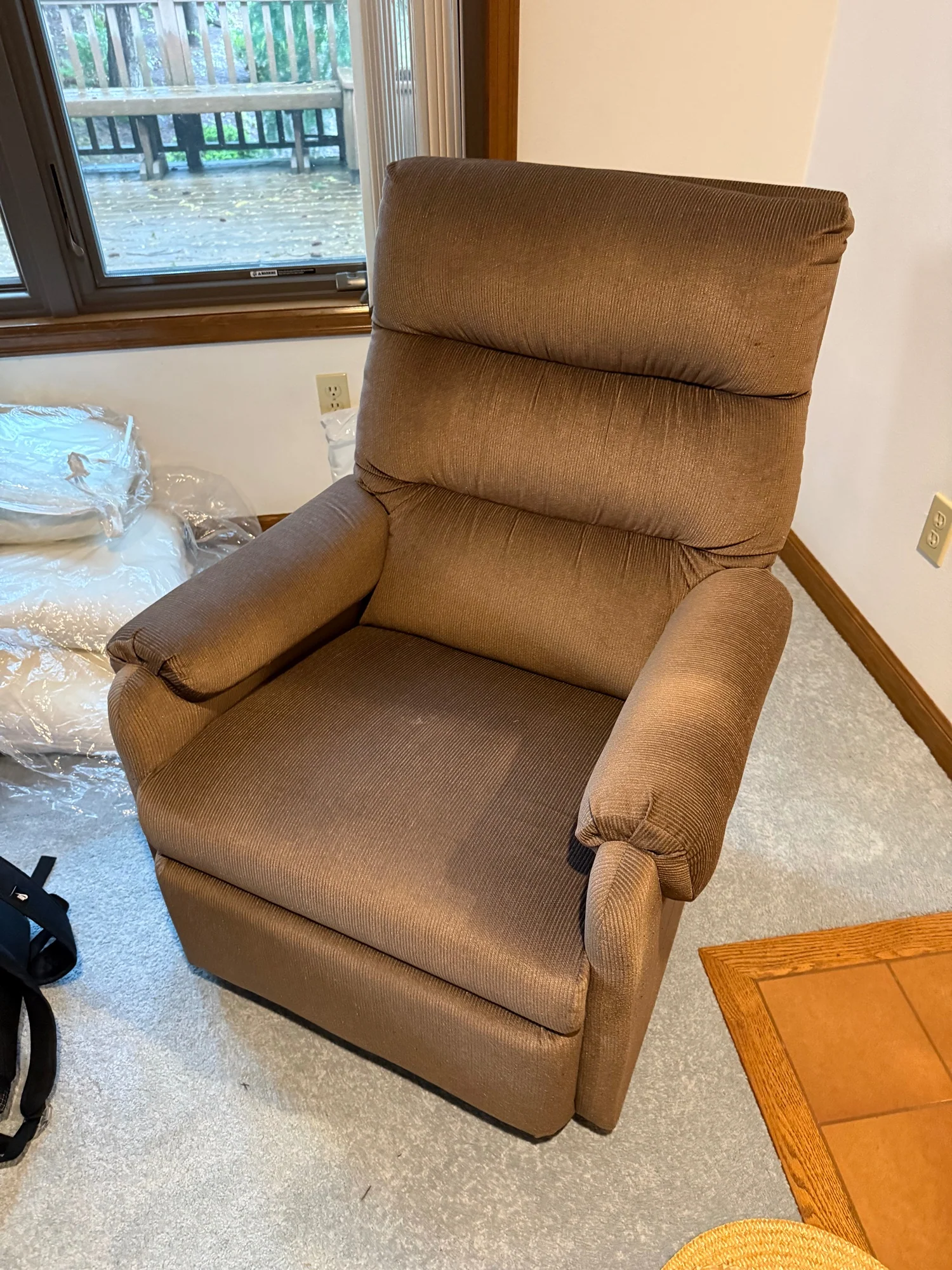 LaZBoy Comfortable Brown Ribbed Fabric Recliner Chair - Image 5