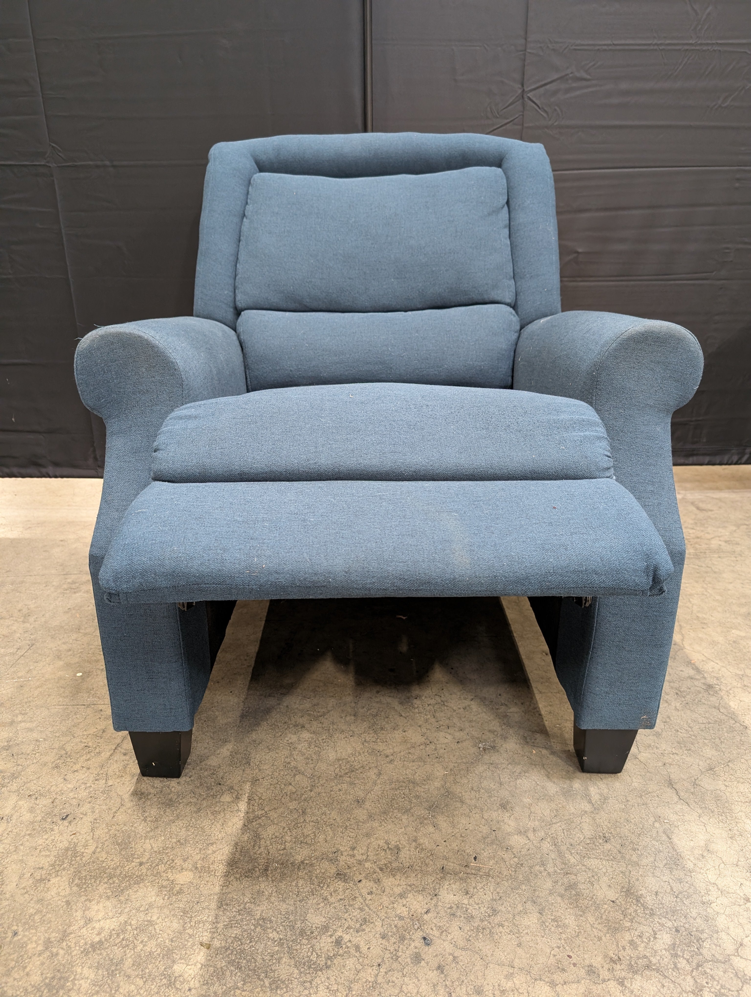 Comfortable Blue Upholstered Recliner Chair - Image 2