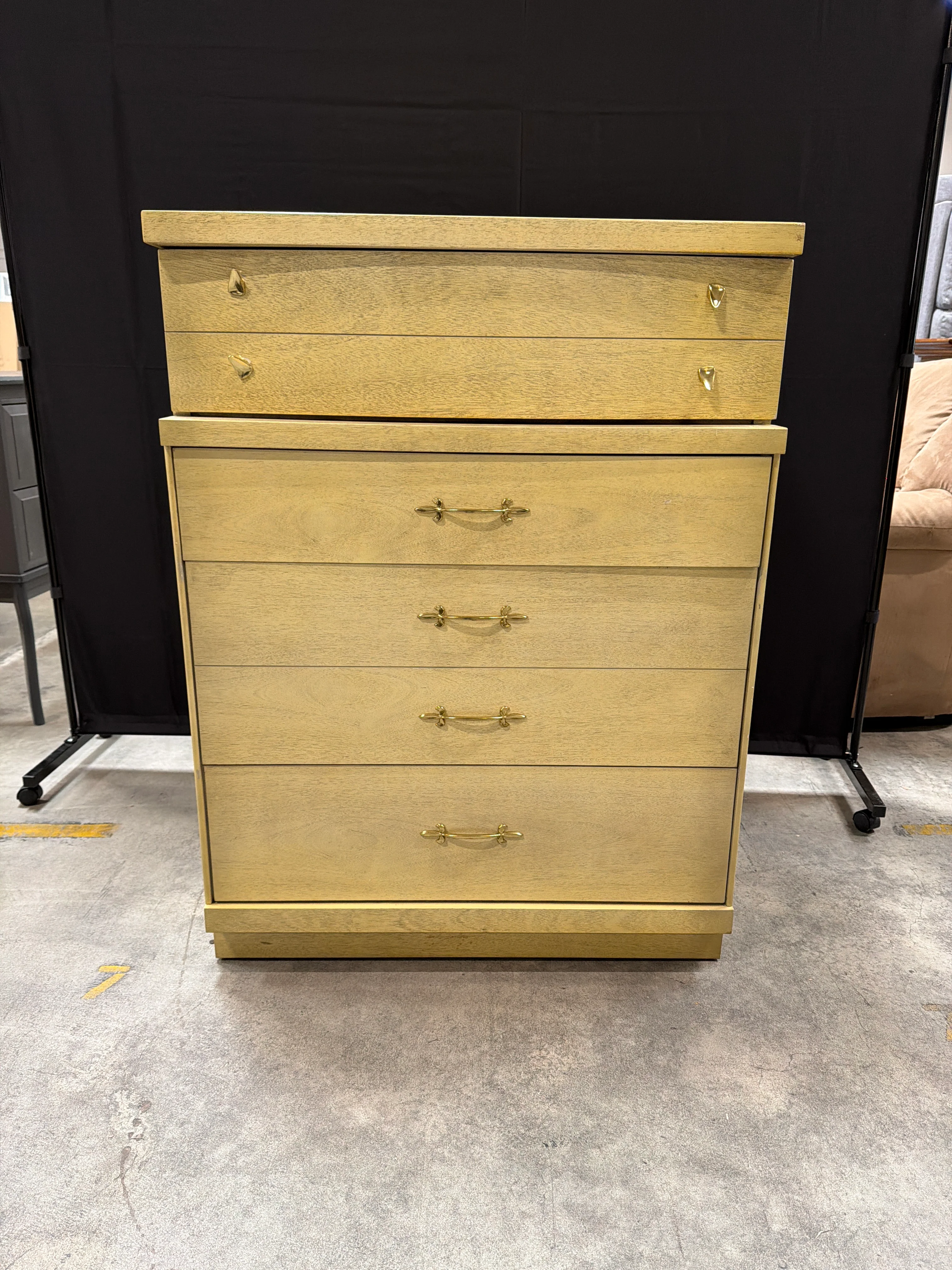 Bassett Vintage Light Wood Stained Four-Drawer Chest of Drawers