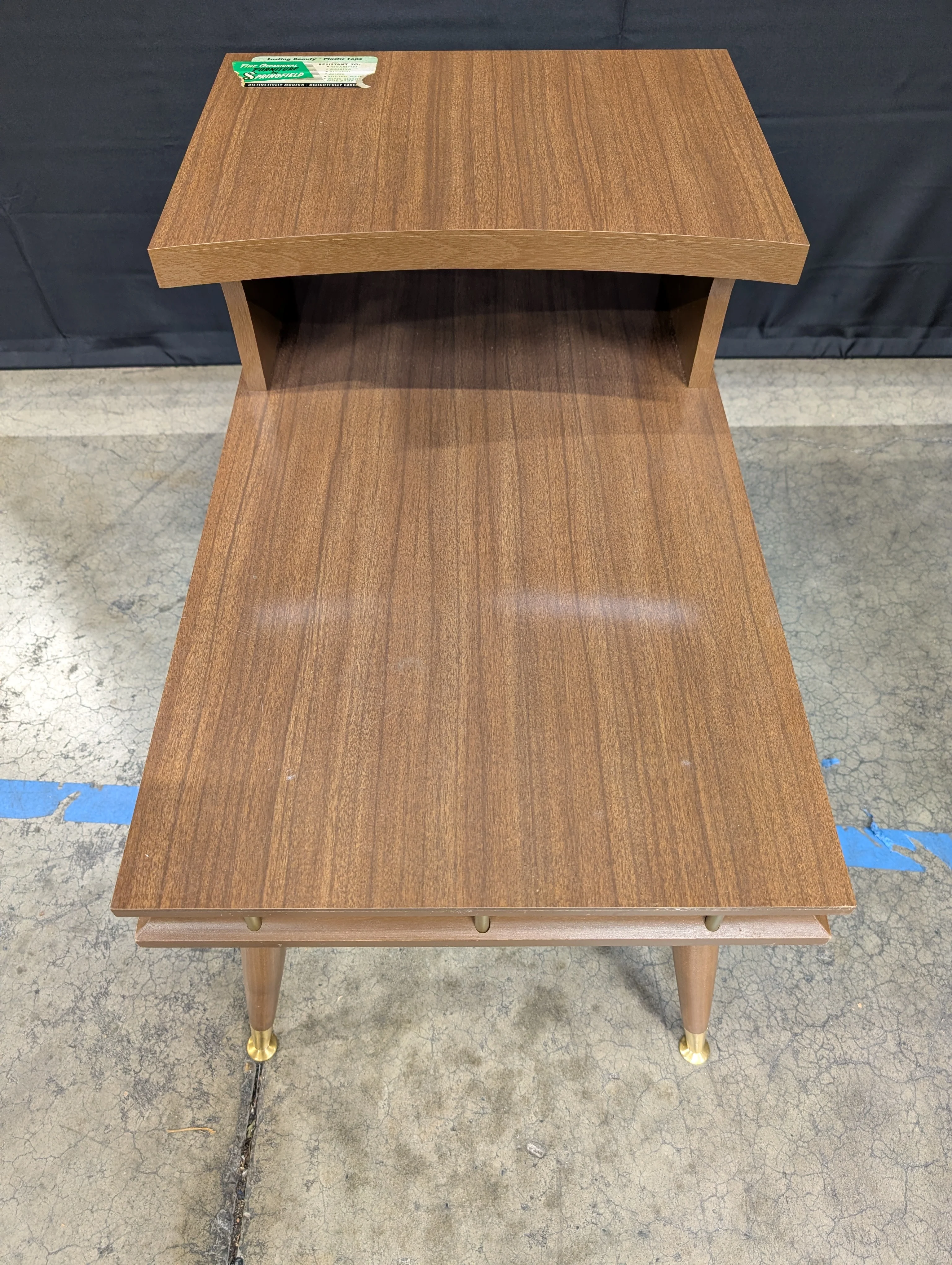 Mid-Century Modern Two-Tier Side Table with Tapered Legs - Image 2