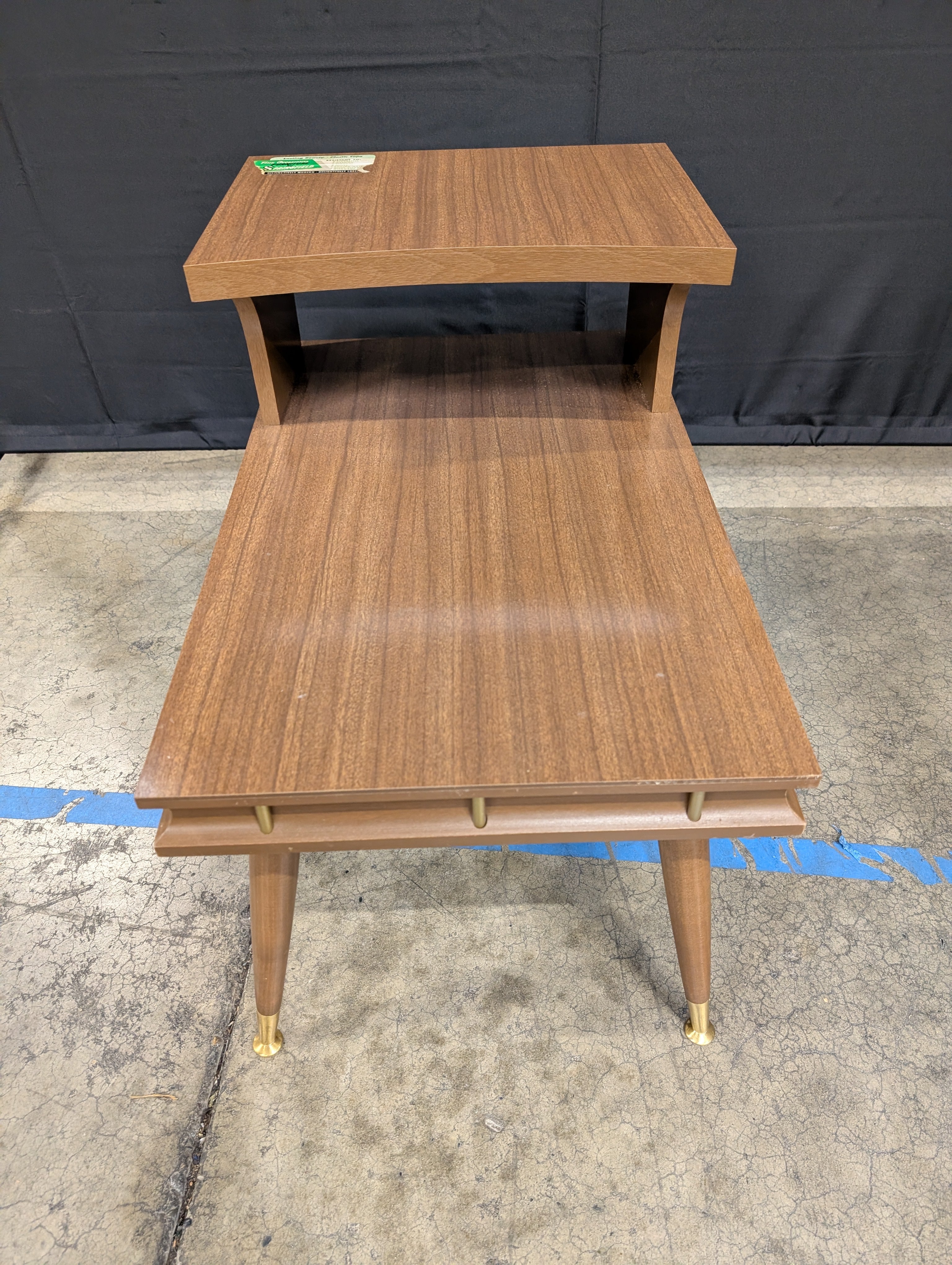 Mid-Century Modern Two-Tier Side Table with Tapered Legs - Image 3