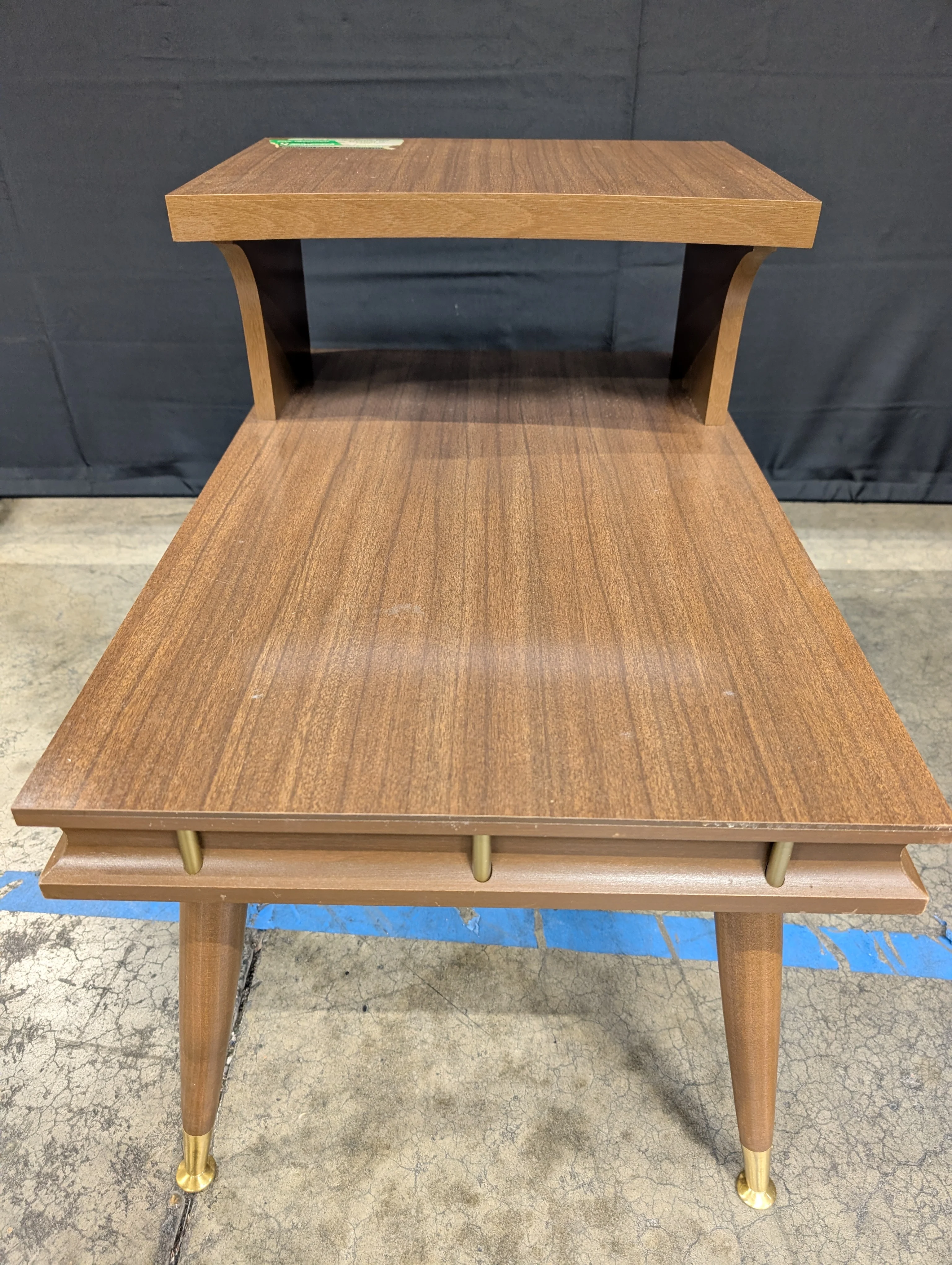 Mid-Century Modern Two-Tier Side Table with Tapered Legs - Image 5