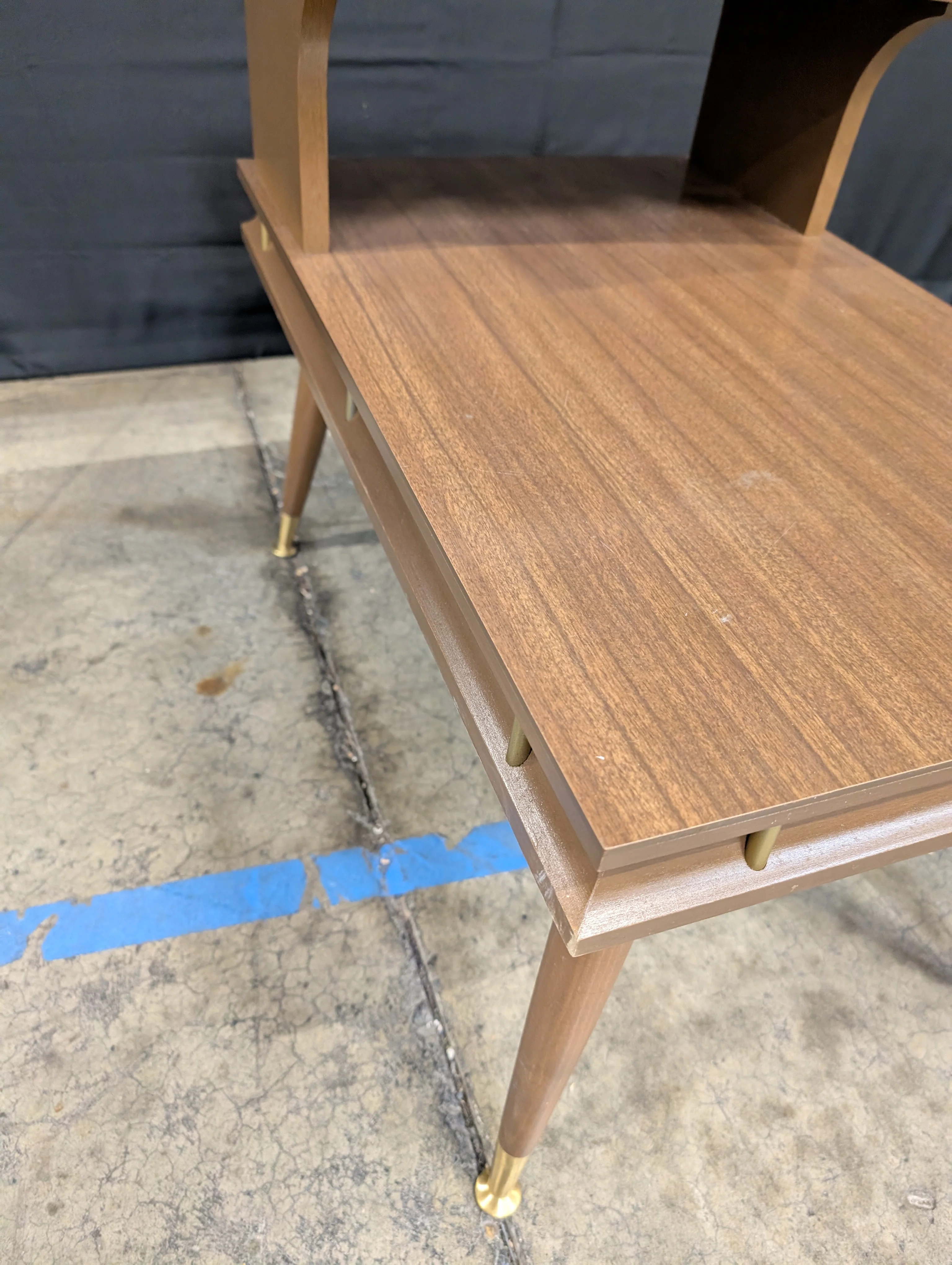Mid-Century Modern Two-Tier Side Table with Tapered Legs - Image 6