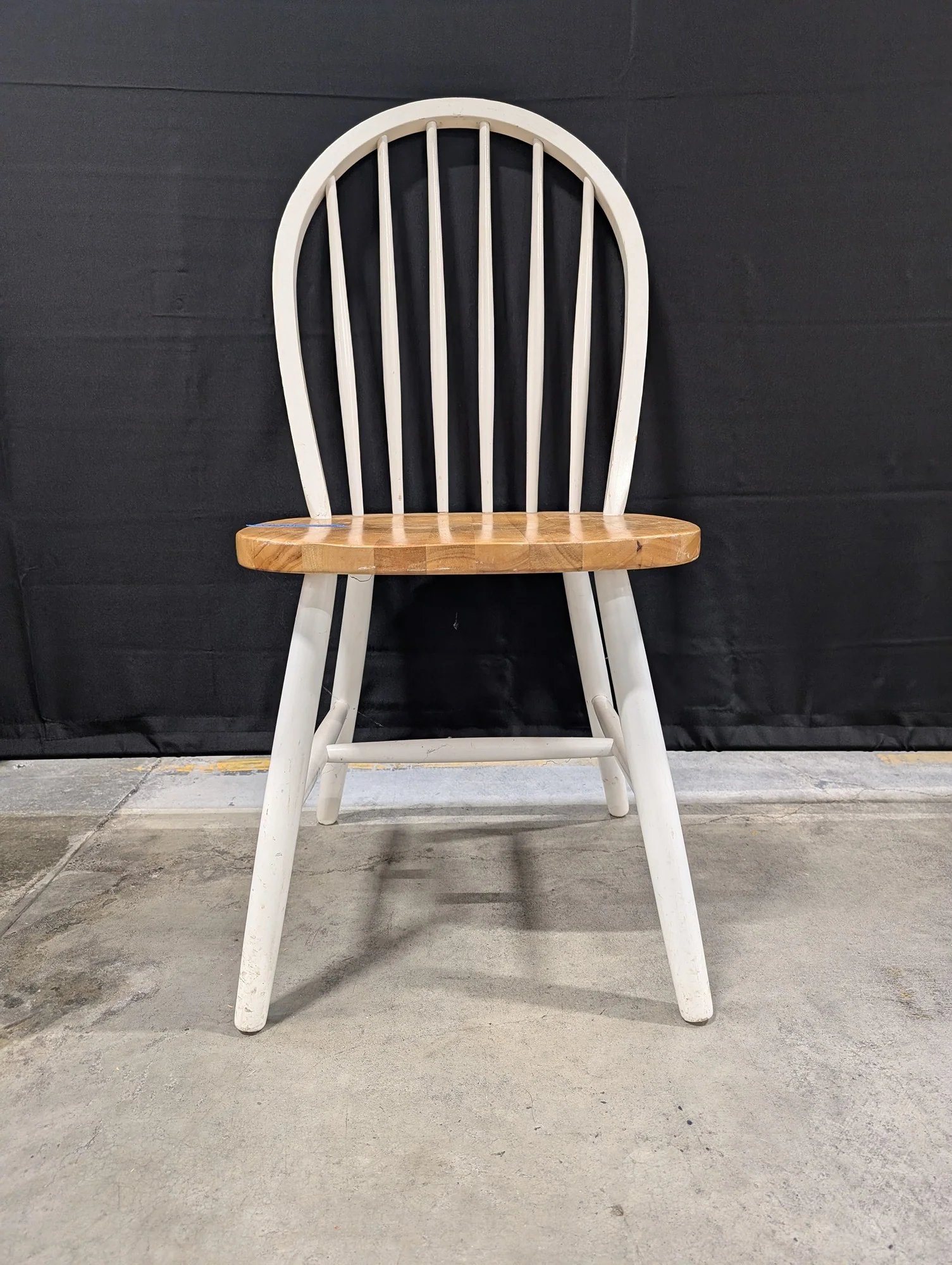 Two-Tone Wood Windsor Spindle Back Chair - Image 4