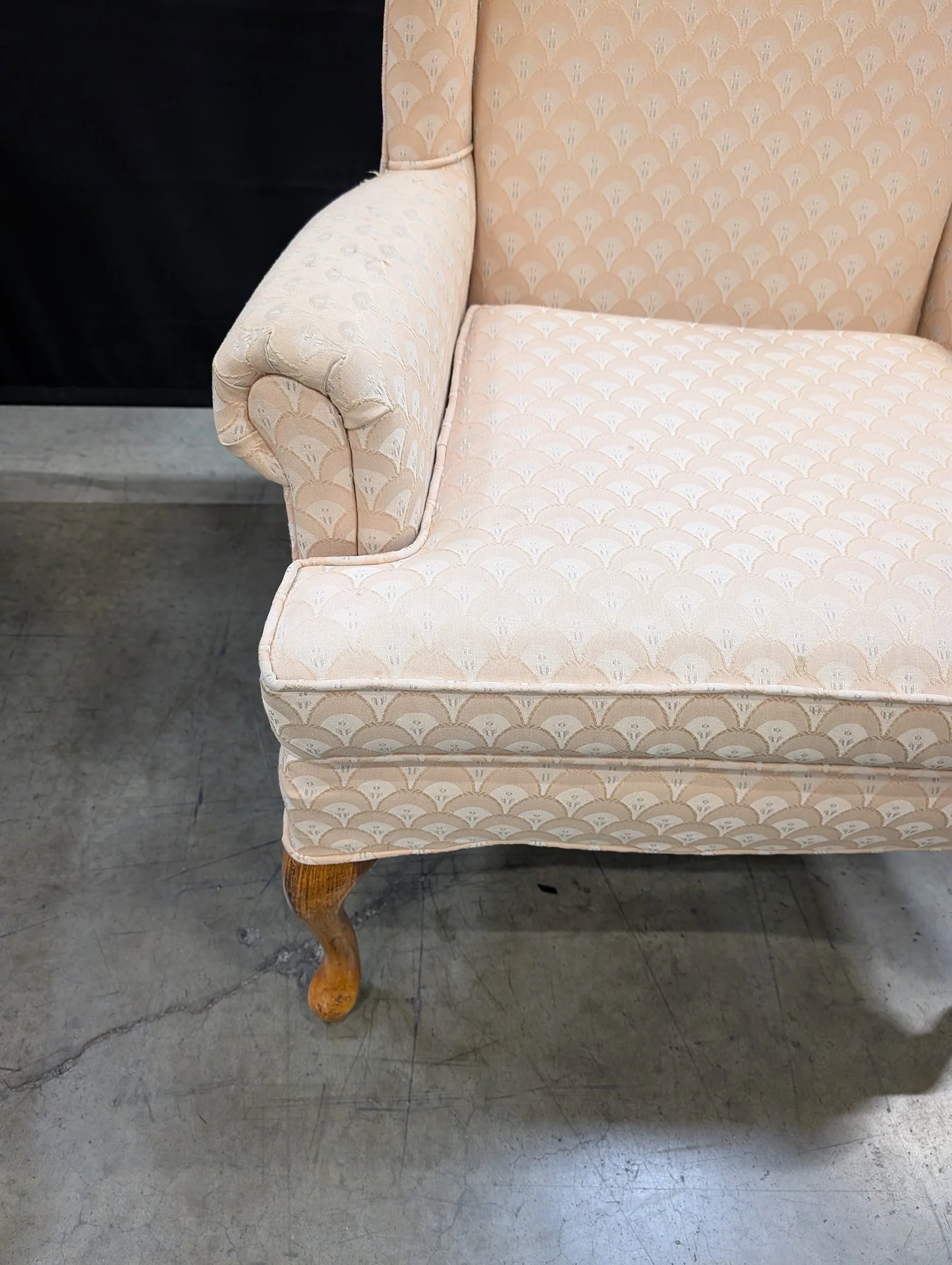 Traditional Upholstered Wingback Armchair with Scalloped Pattern - Image 3