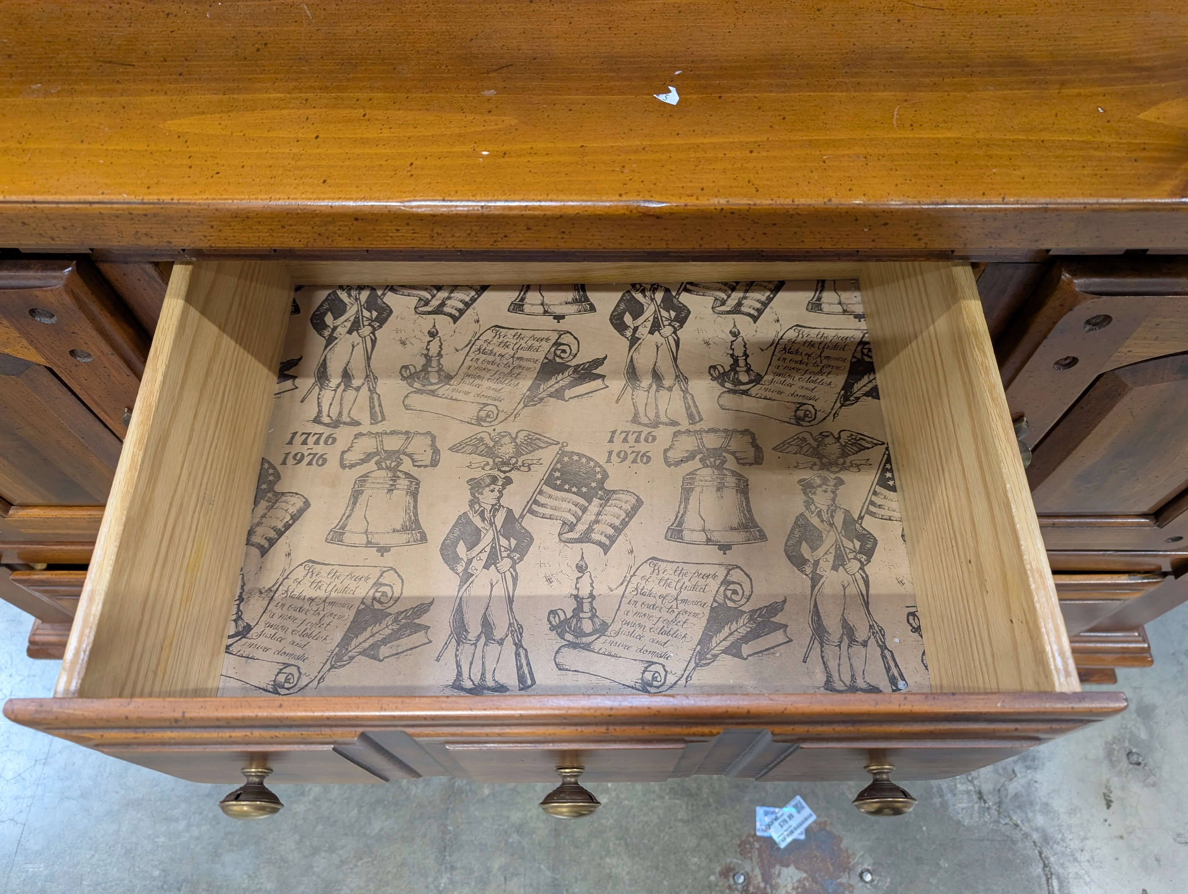 Traditional Wooden China Cabinet Hutch with Glass Lattice Doors - Image 3