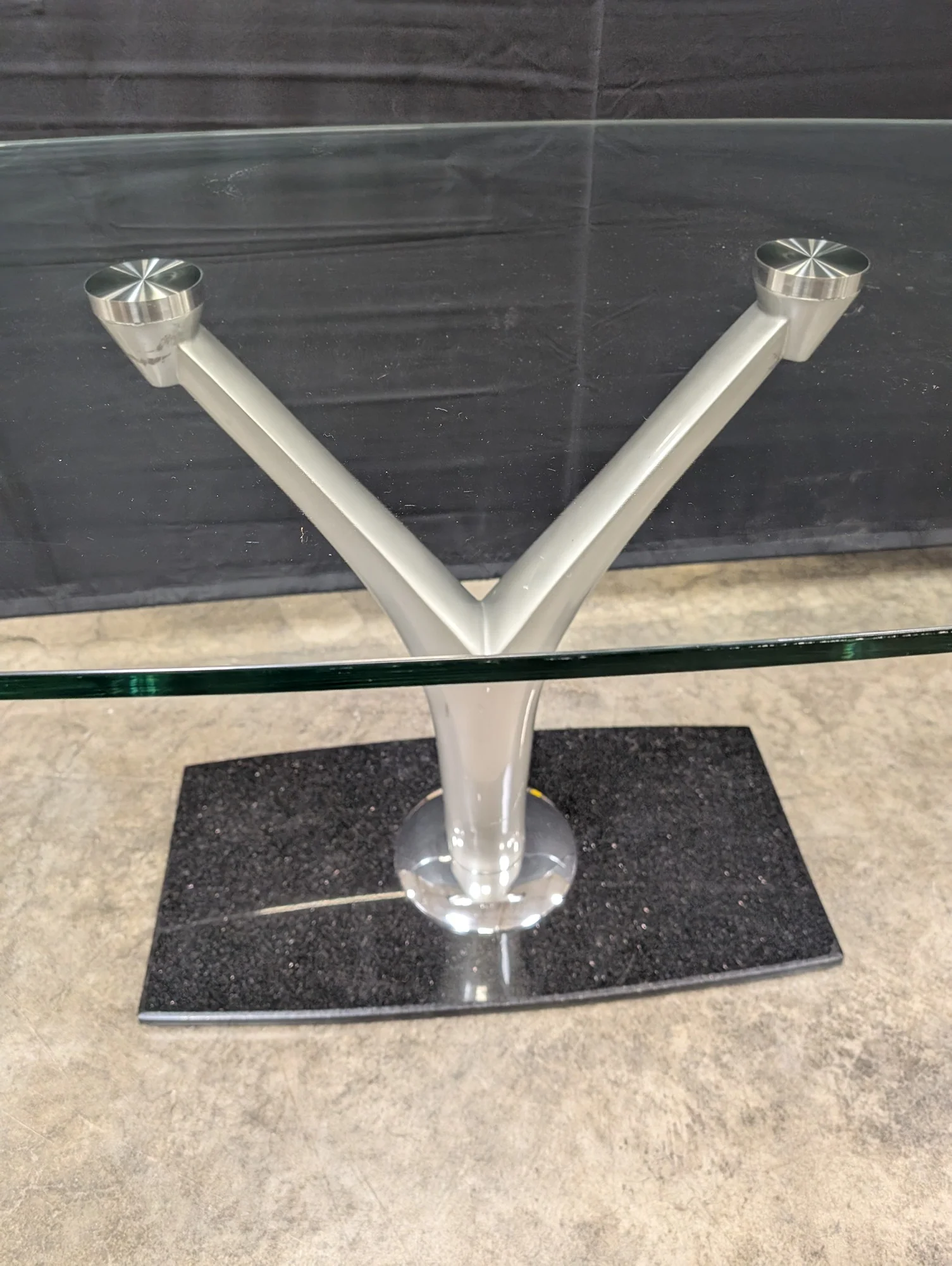 Sleek Contemporary Tempered Glass Top Table with Y-Pedestal Base - Image 4