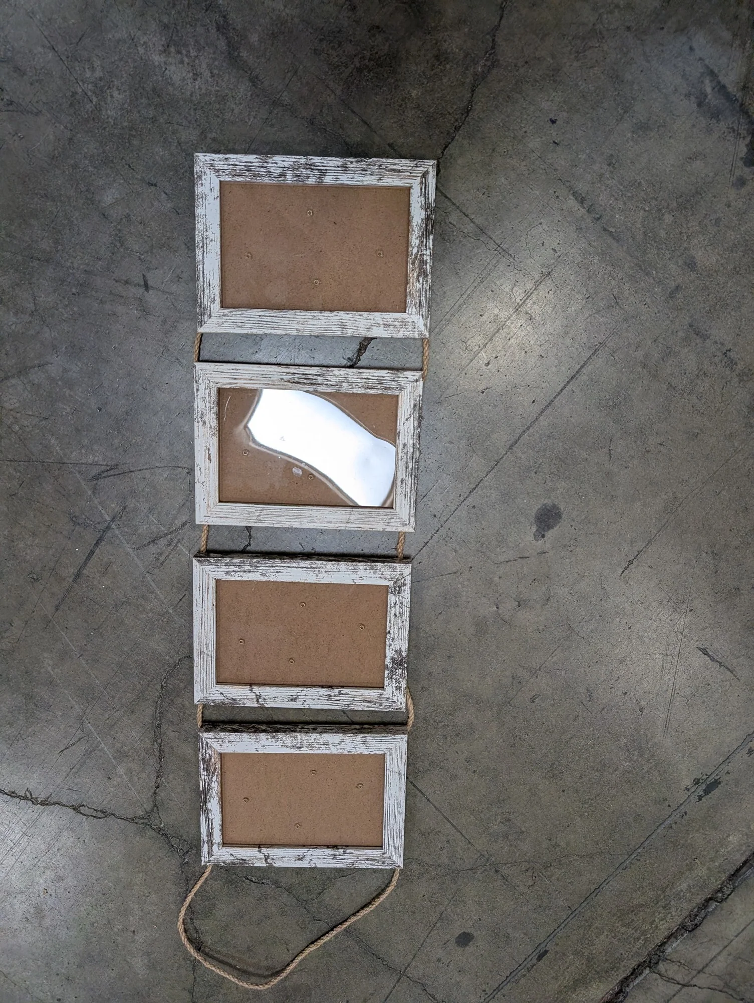 Rustic White Distressed Multi-Opening Photo Frame Hanger - Image 3