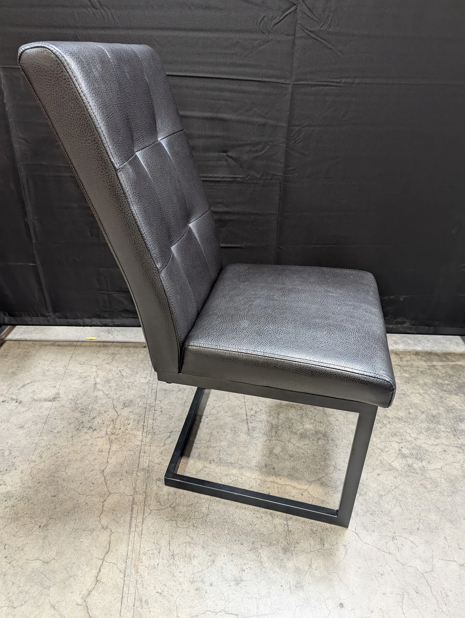 Contemporary Tufted Upholstered Dining Chair with Sled Base - Image 3