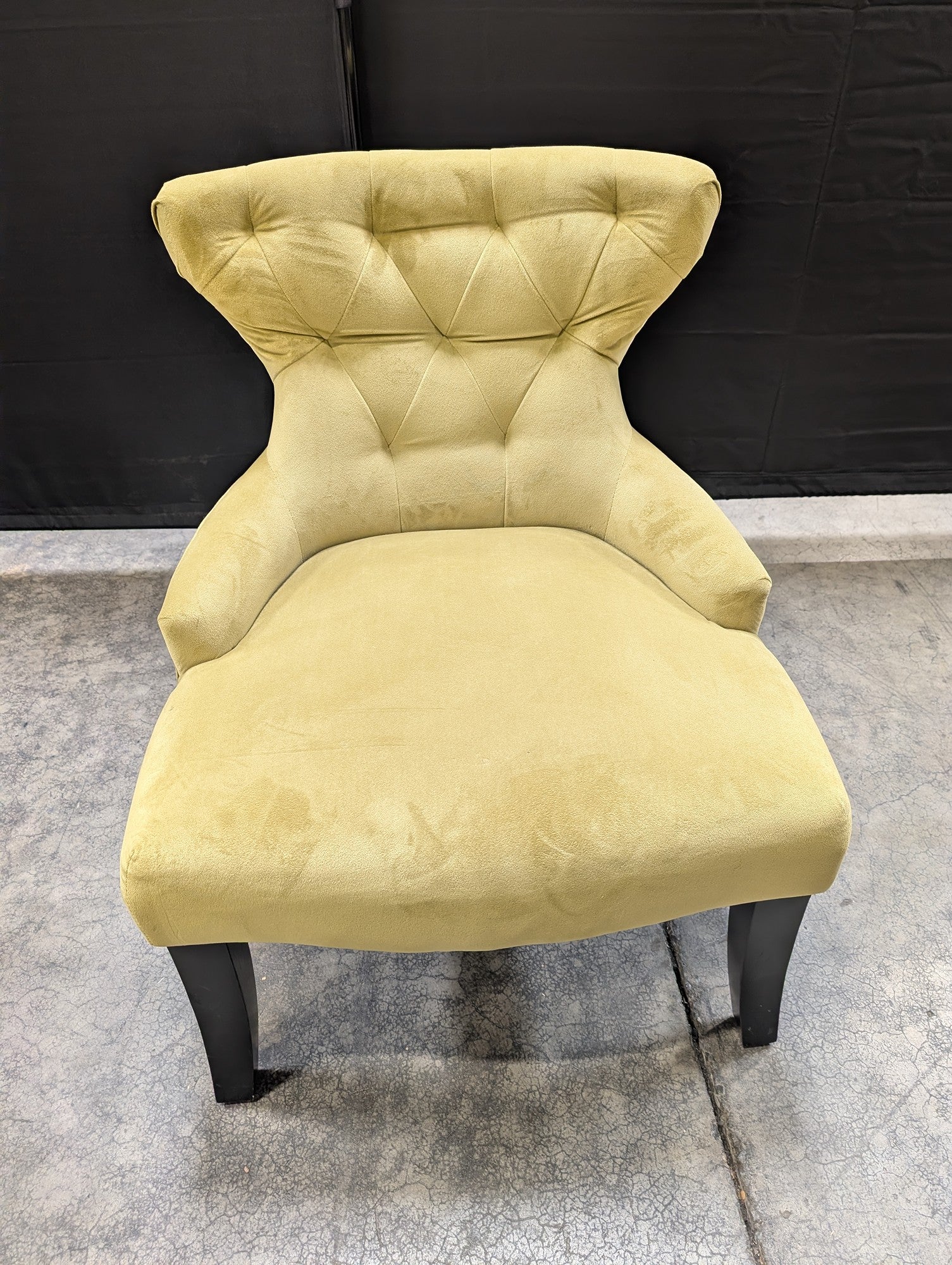 OFFICE STAR PRODUCTS Chartreuse Tufted Upholstered Accent Chair