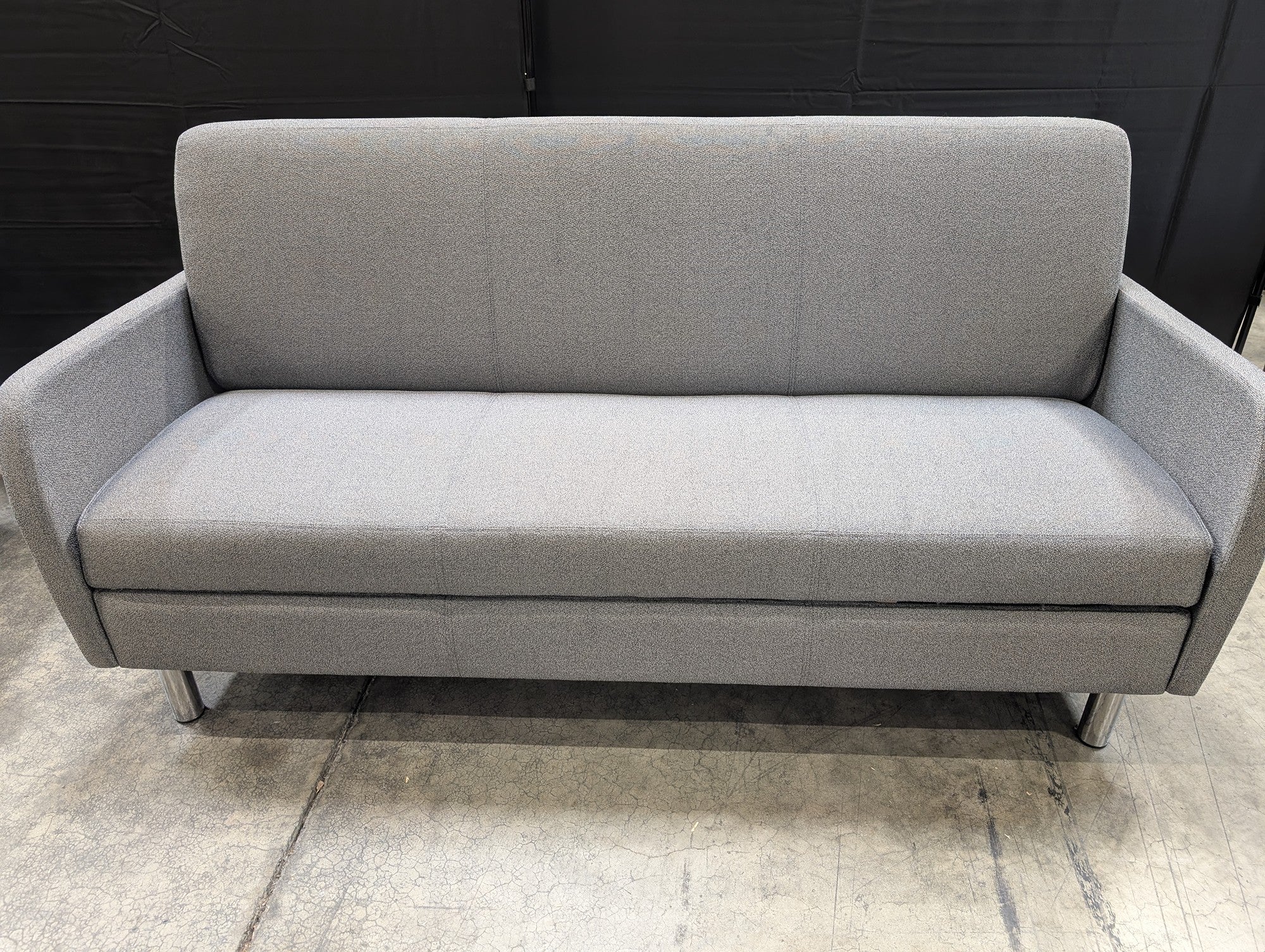 Contemporary Gray Fabric Sofa with Metal Legs - Image 4