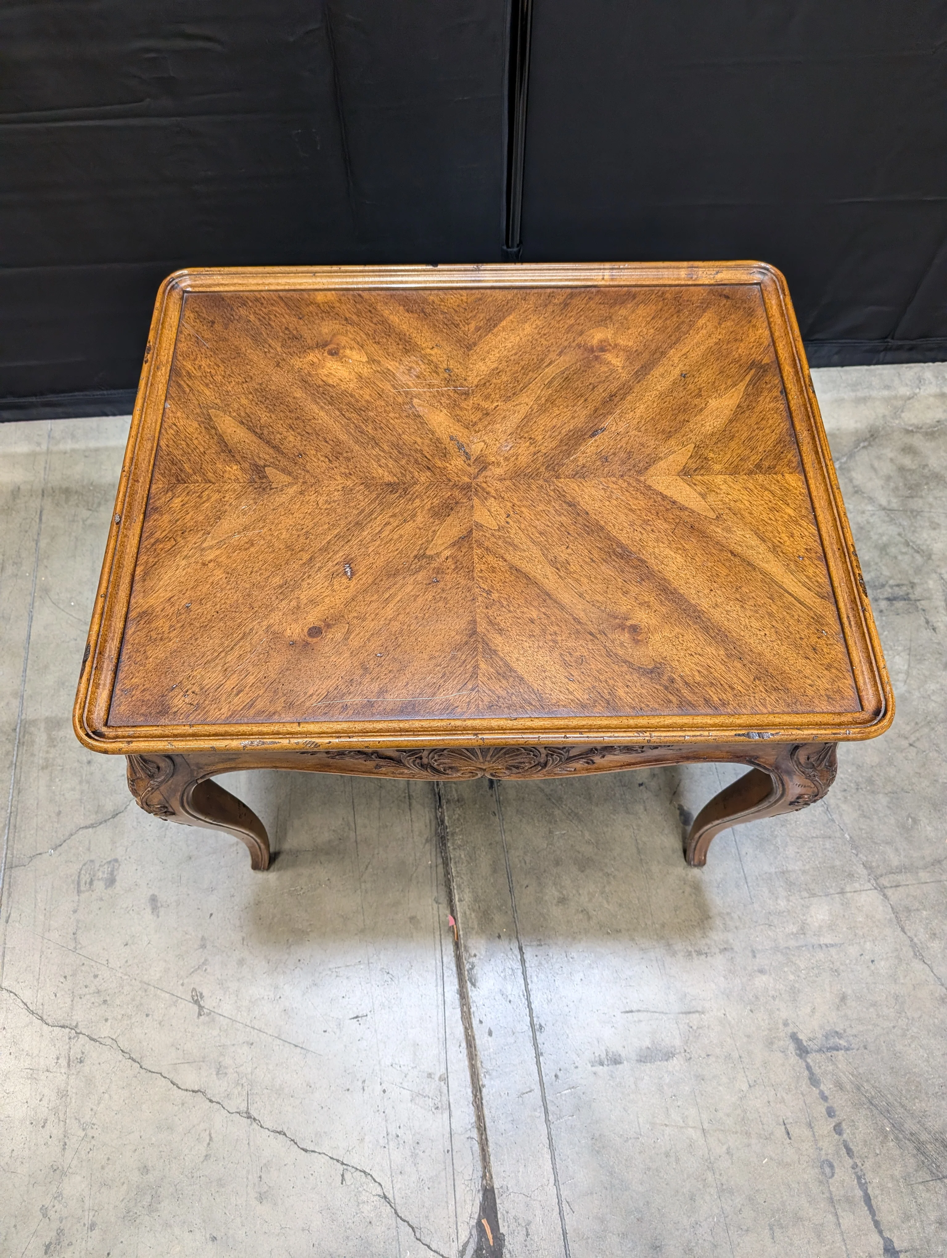 Henredon Villanary Collection Carved Wood Side Table - Image 5