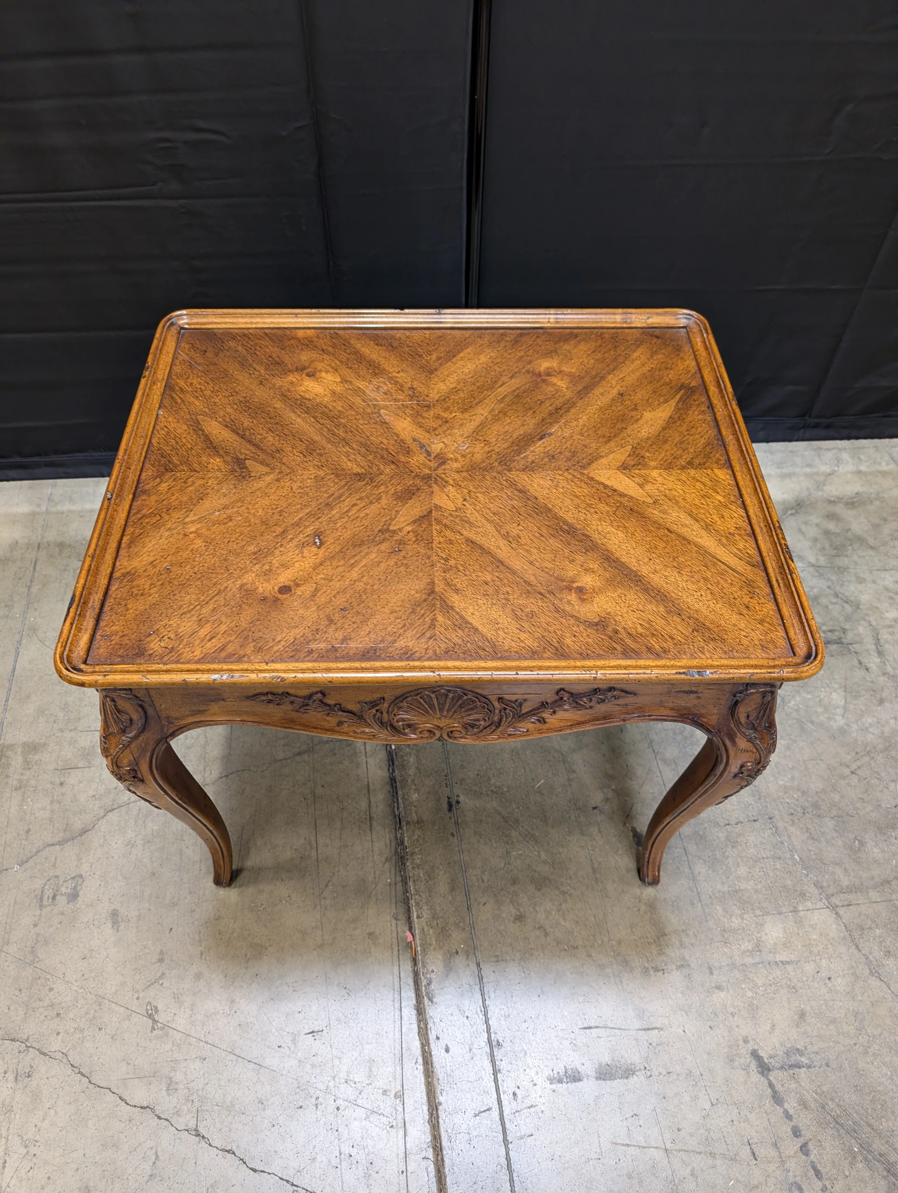 Henredon Villanary Collection Carved Wood Side Table - Image 6