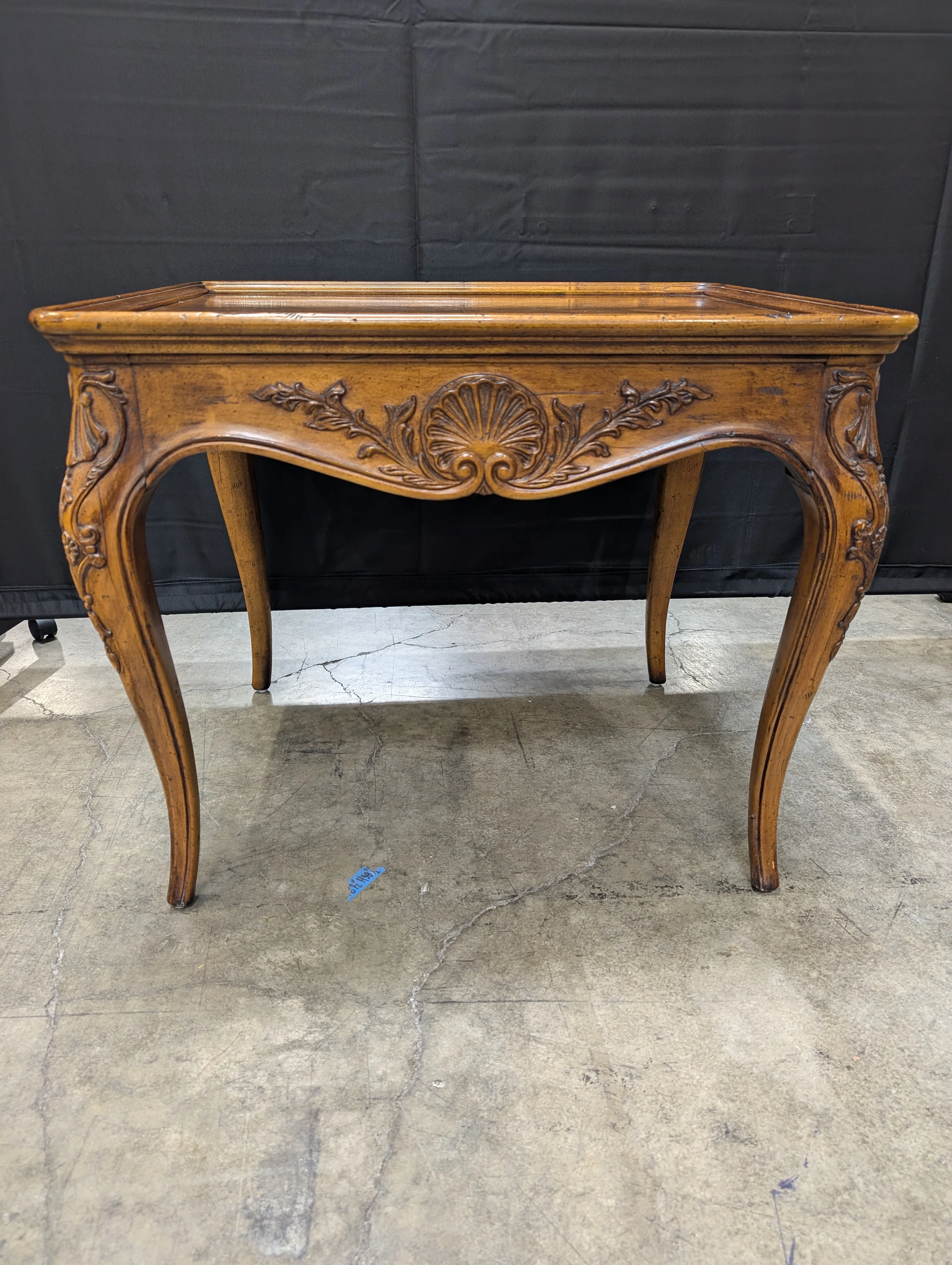 Henredon Villanary Collection Carved Wood Side Table - Image 9