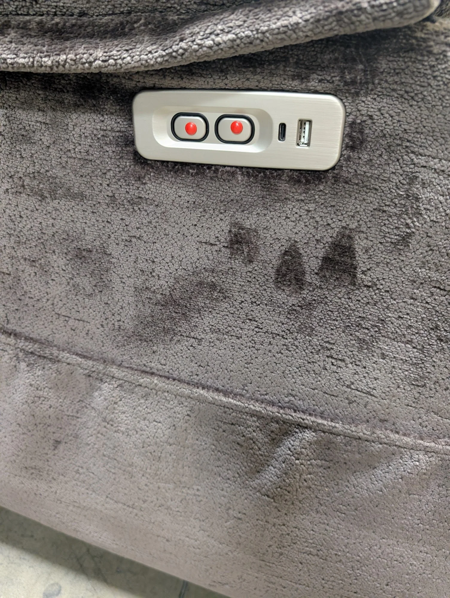 Plush Power Recliner with Cup Holders and USB Charging - Image 4