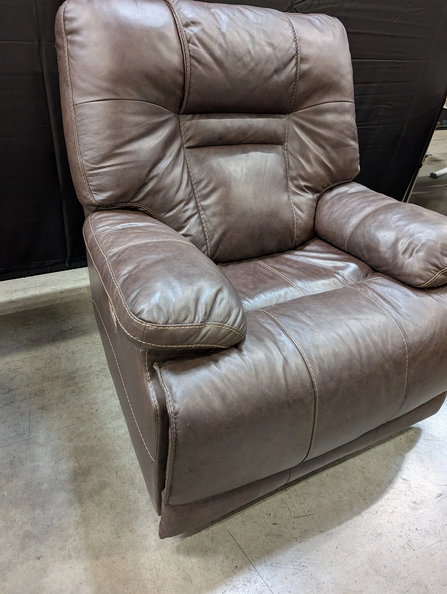 Brown Faux Leather Power Recliner Chair with USB Port - Image 3