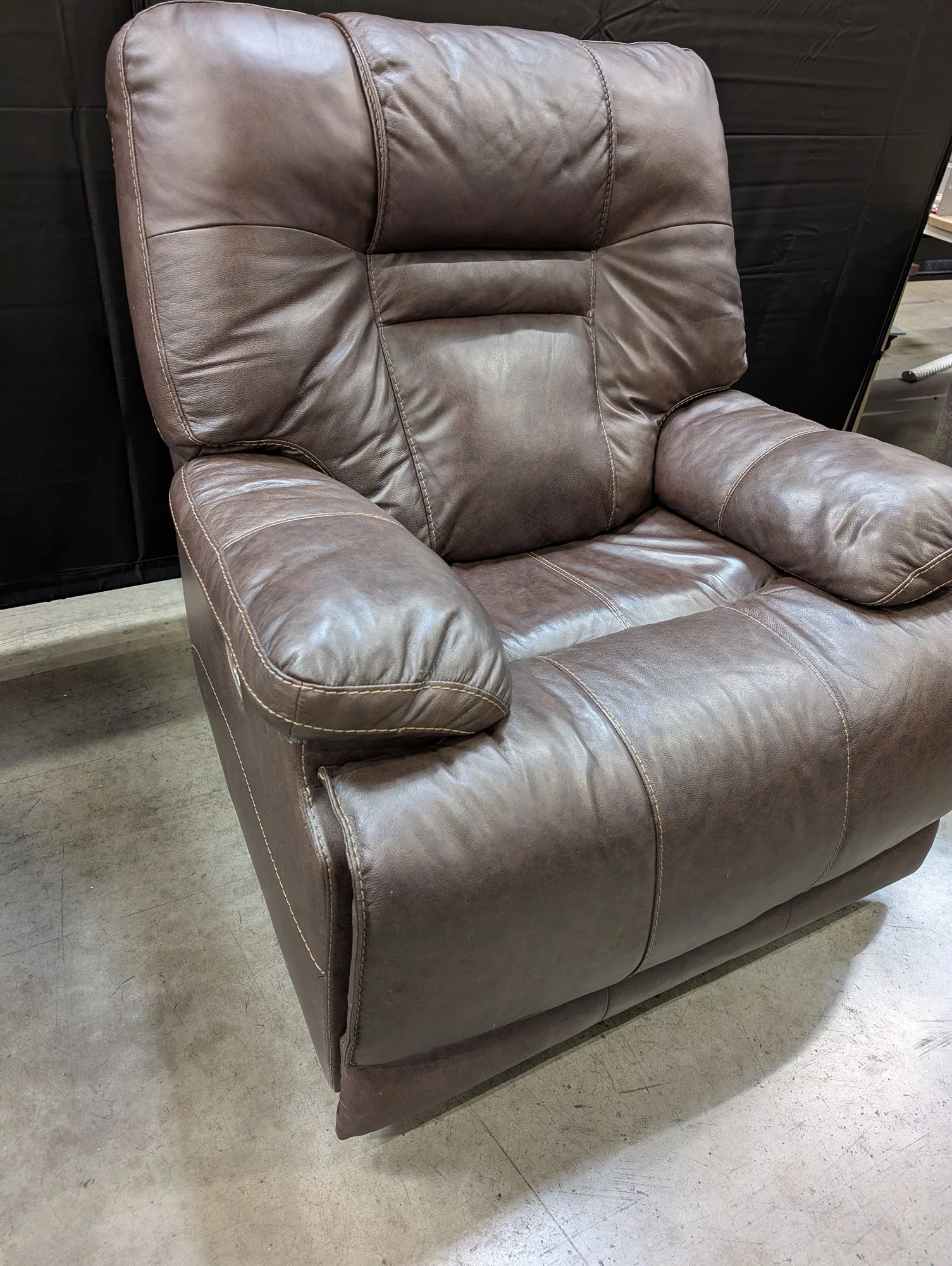 Brown Faux Leather Power Recliner Chair with USB Port - Image 4