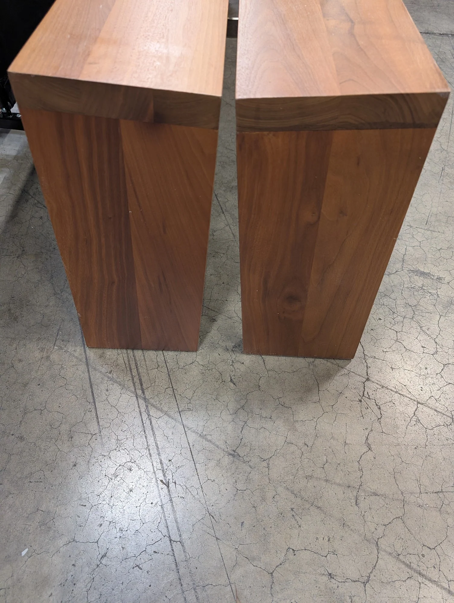 Modern Minimalist Solid Wood Bench - Image 3