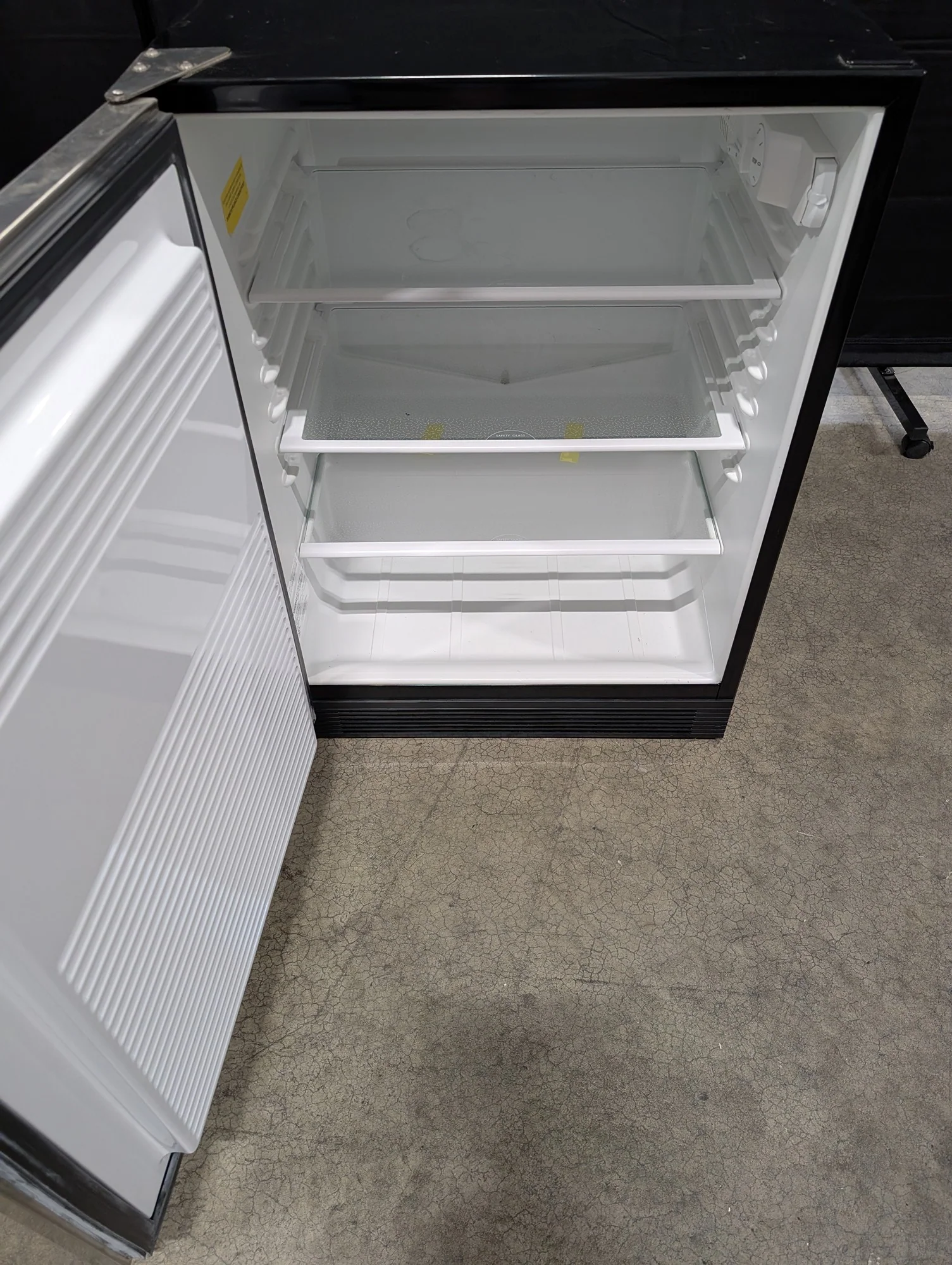 Accucold Compact Stainless Steel Built-In All-Refrigerator - Image 3