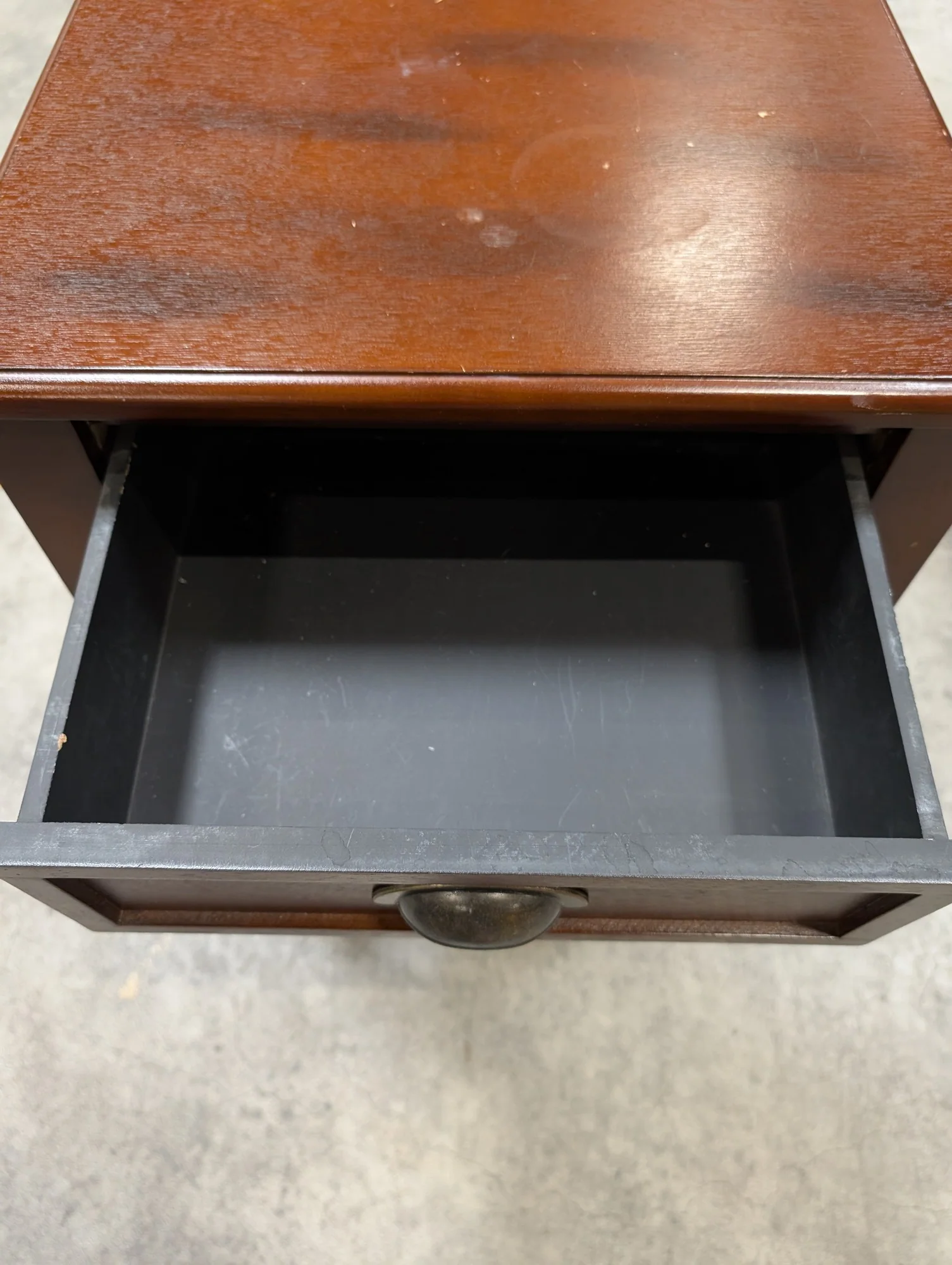 Traditional Wood Nightstand with Drawer and Open Shelf - Image 2