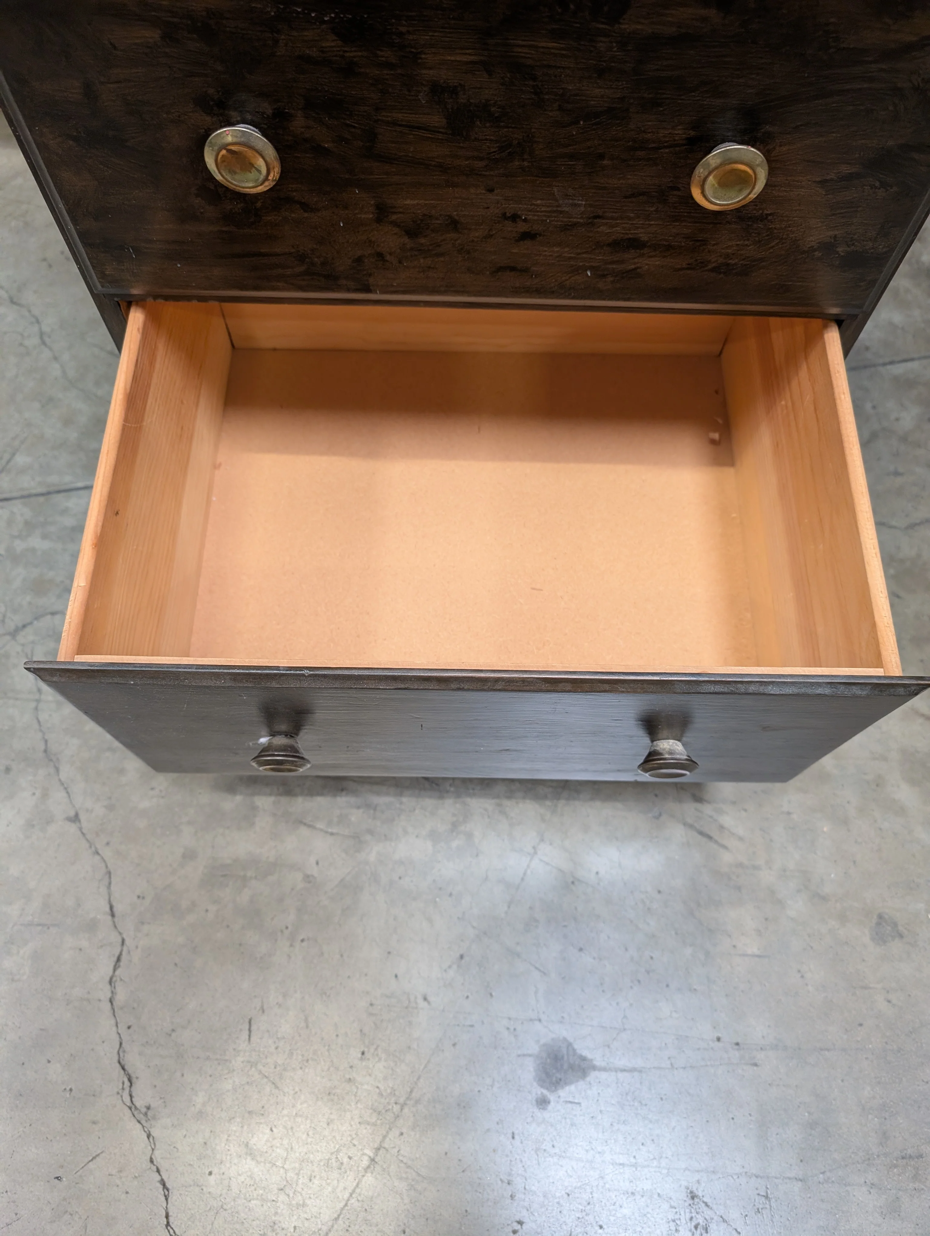 Narrow 5-Drawer Wood Storage Chest with Brass-Toned Knobs - Image 4