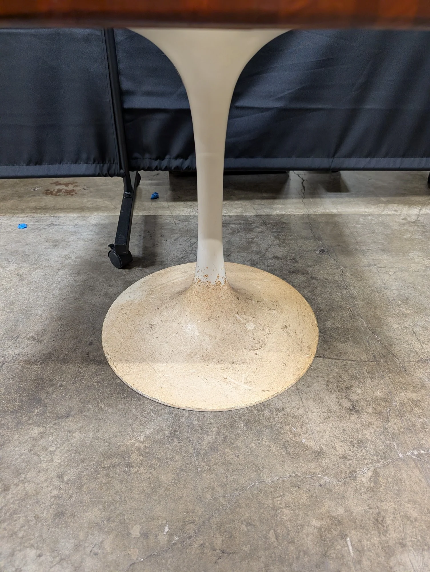 Used *Retro Square Wood Top Pedestal Table - Image 3