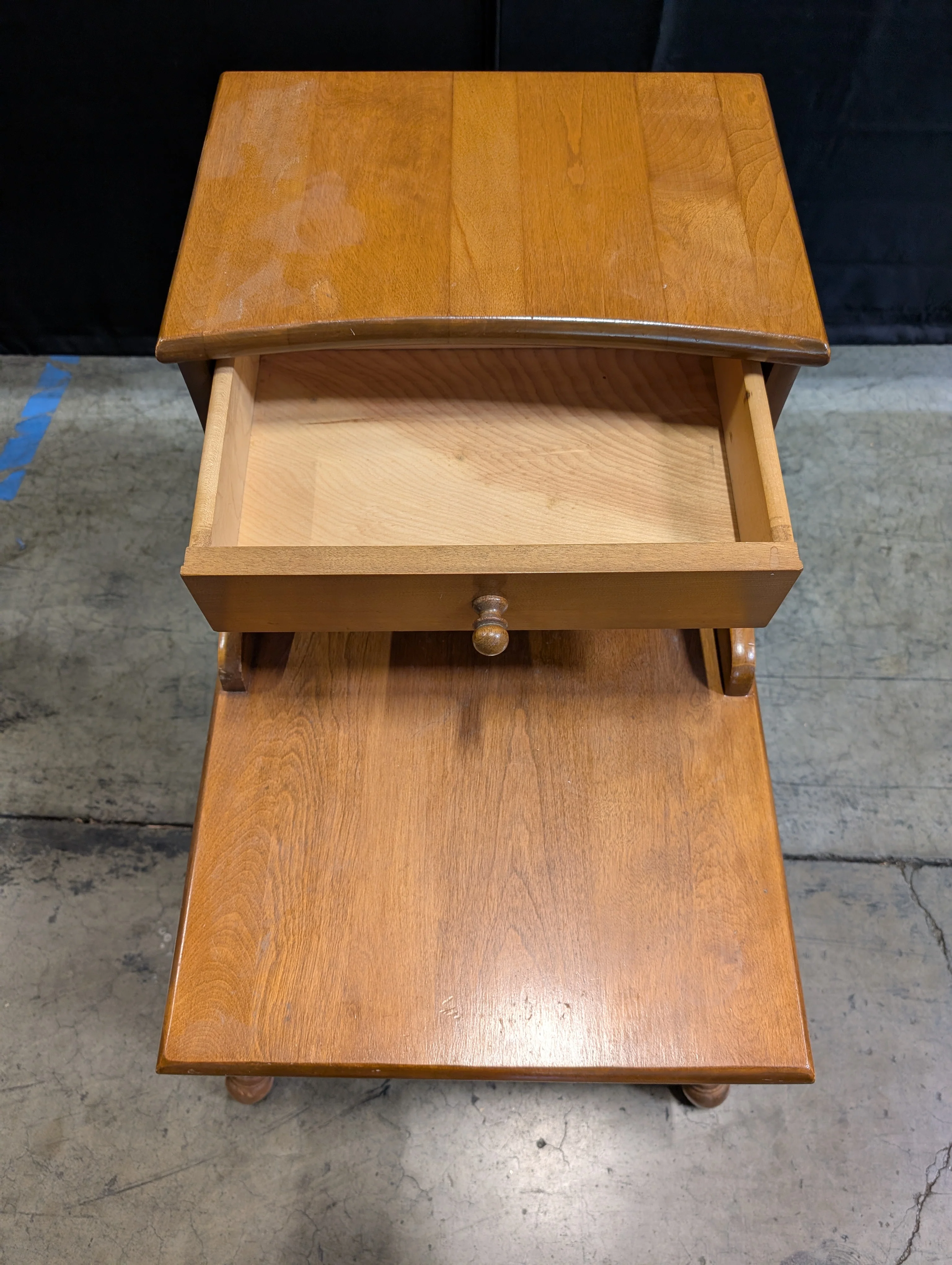 Honey-Toned Wood End Table with Drawer and Shelf - Image 5
